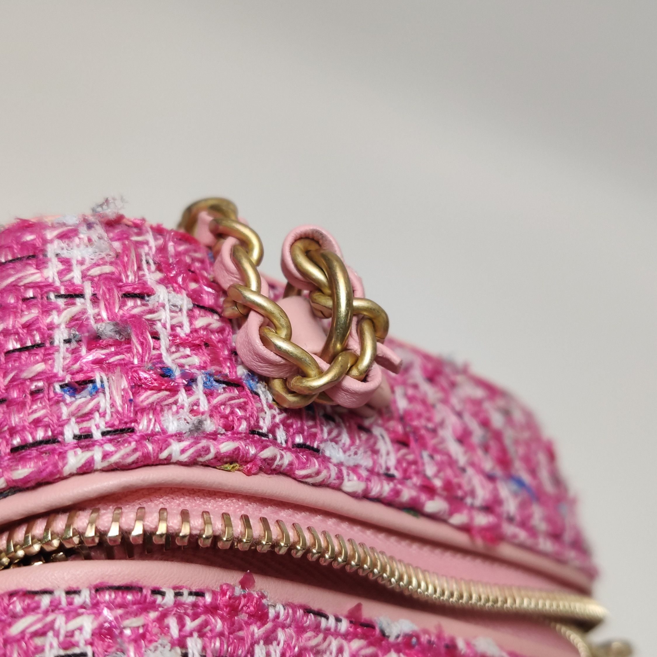 Chanel Chanel Women os Crossbody Bags Size ONE SIZE - 16 Thumbnail