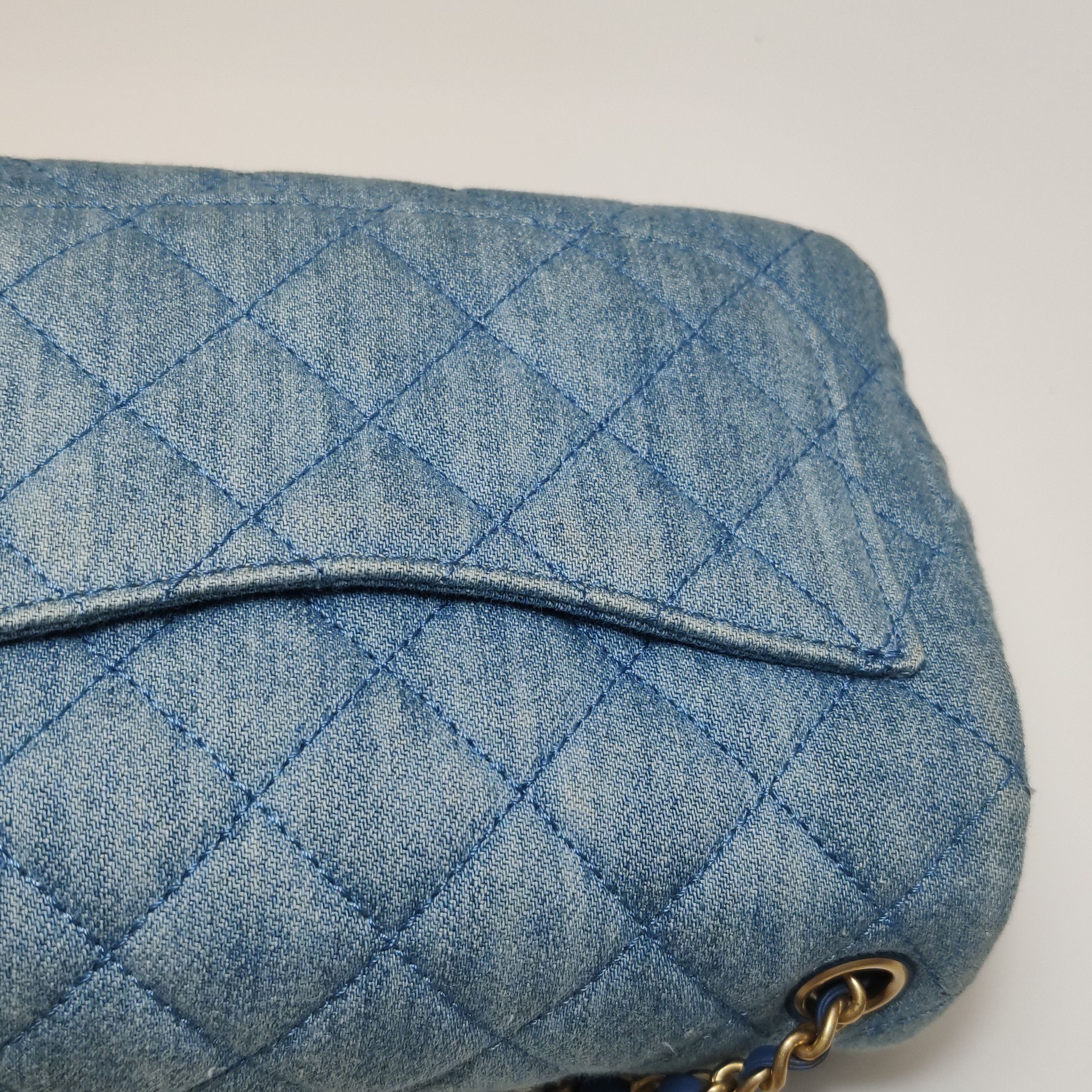 Chanel Chanel Women os Crossbody Bags Size ONE SIZE - 25 Thumbnail
