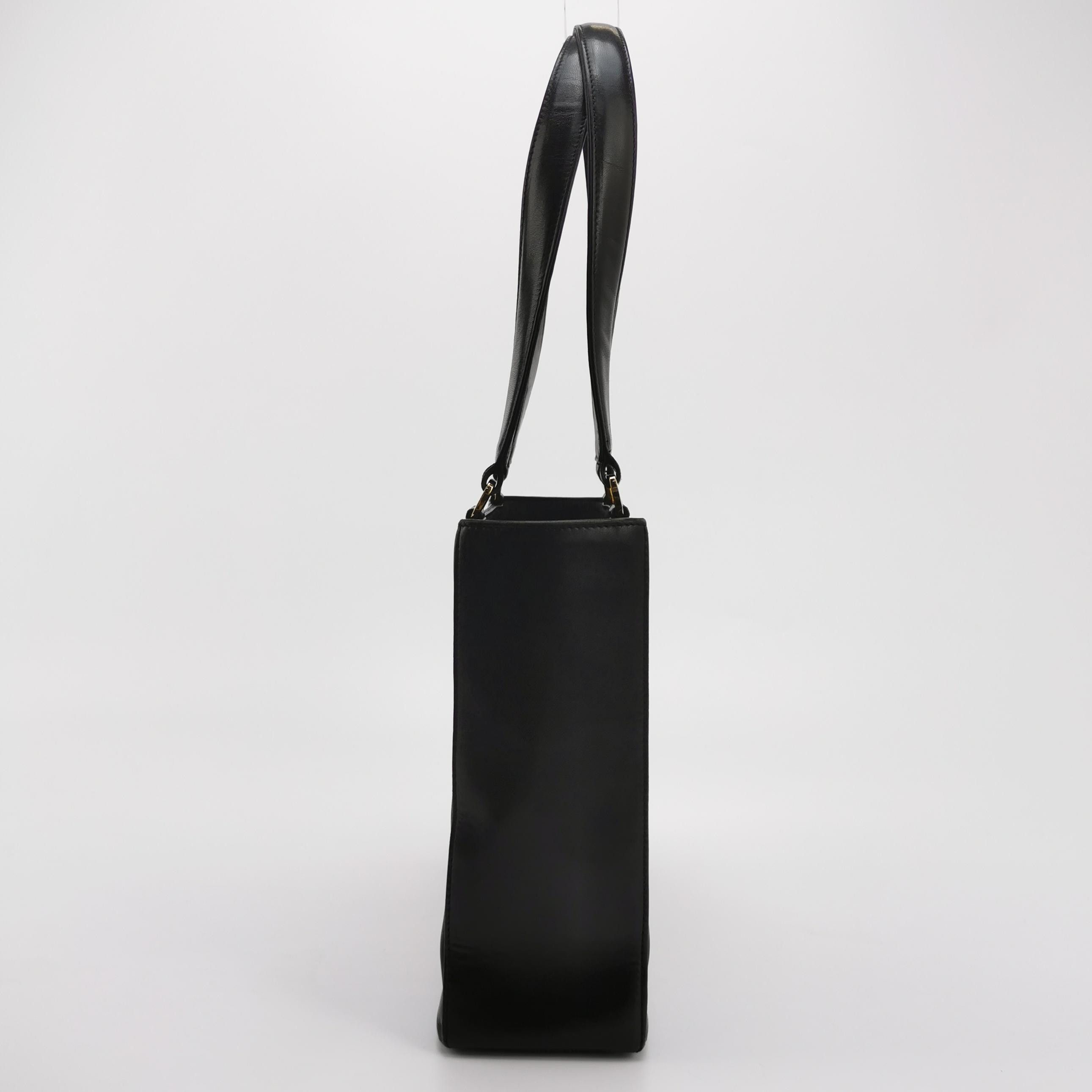 Chanel Chanel Women os Shoulder Bags Size ONE SIZE - 4 Thumbnail