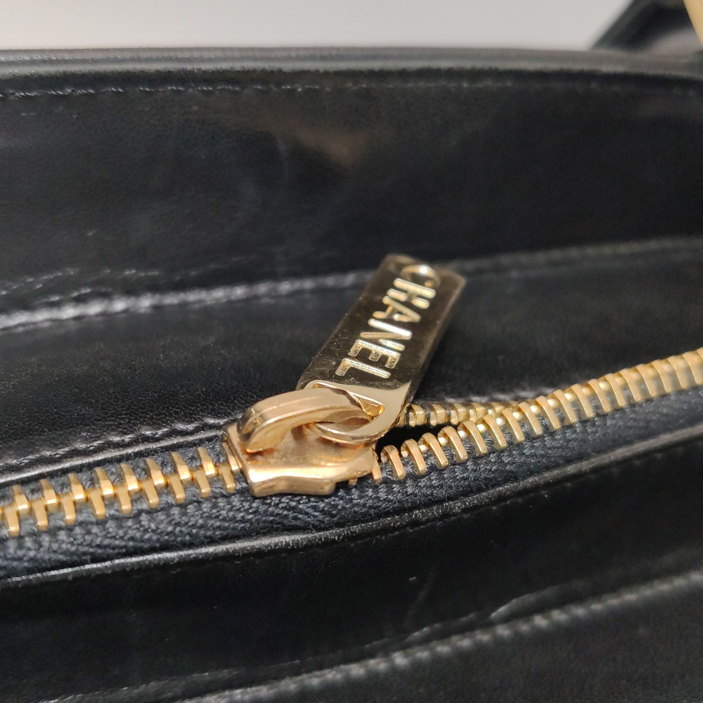 Chanel Chanel Women os Shoulder Bags Size ONE SIZE - 16 Thumbnail