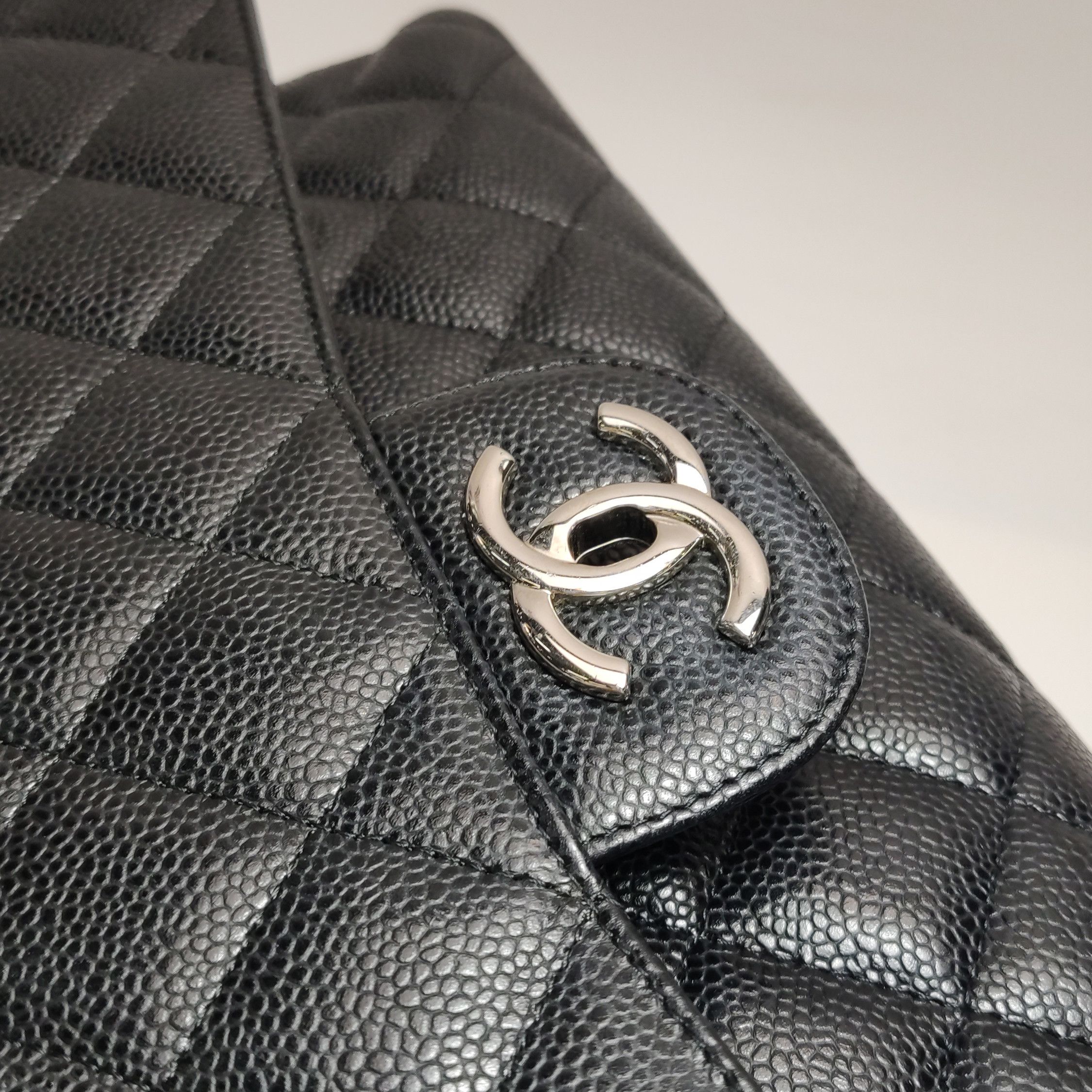 Chanel Chanel Women os Shoulder Bags Size ONE SIZE - 16 Thumbnail