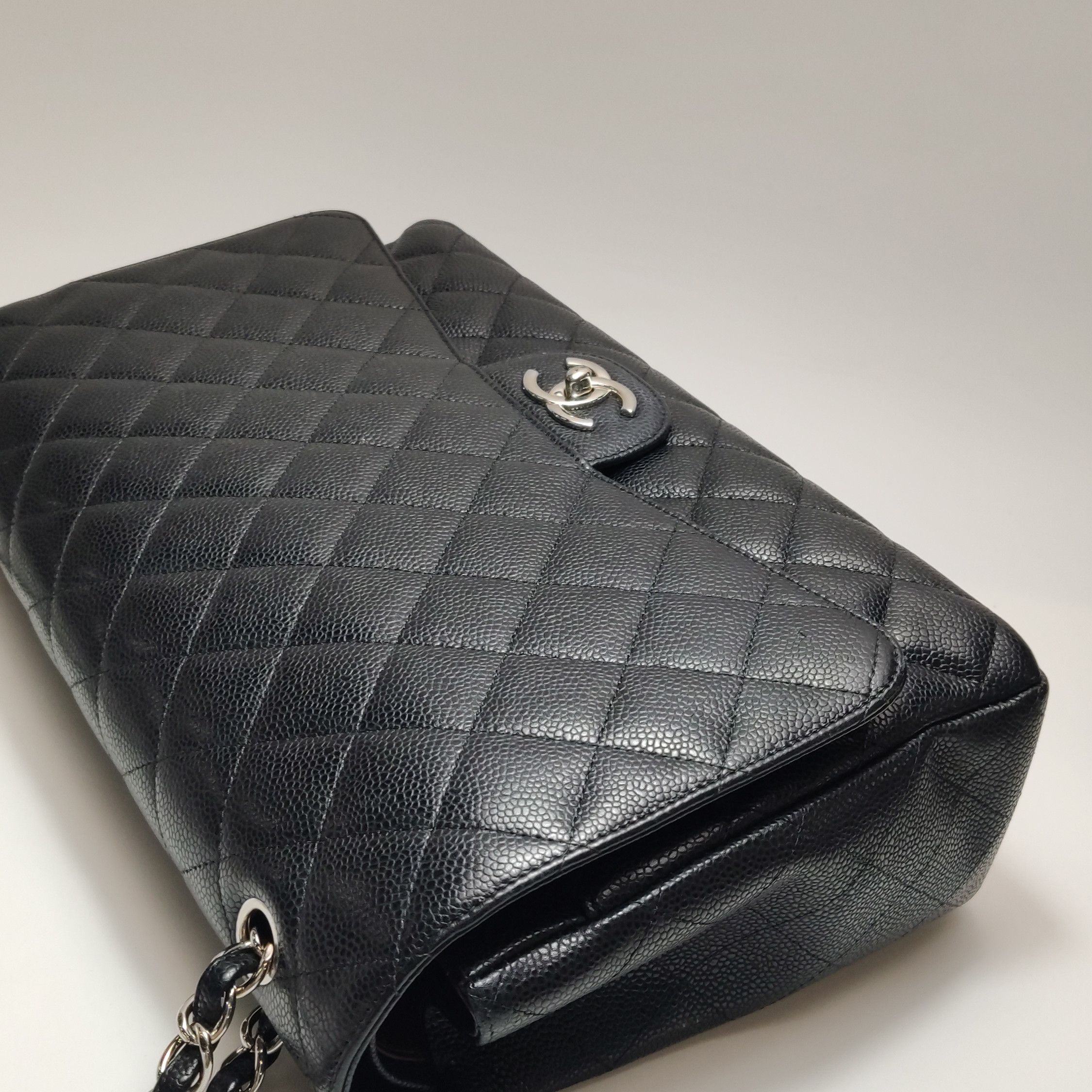 Chanel Chanel Women os Shoulder Bags Size ONE SIZE - 24 Thumbnail