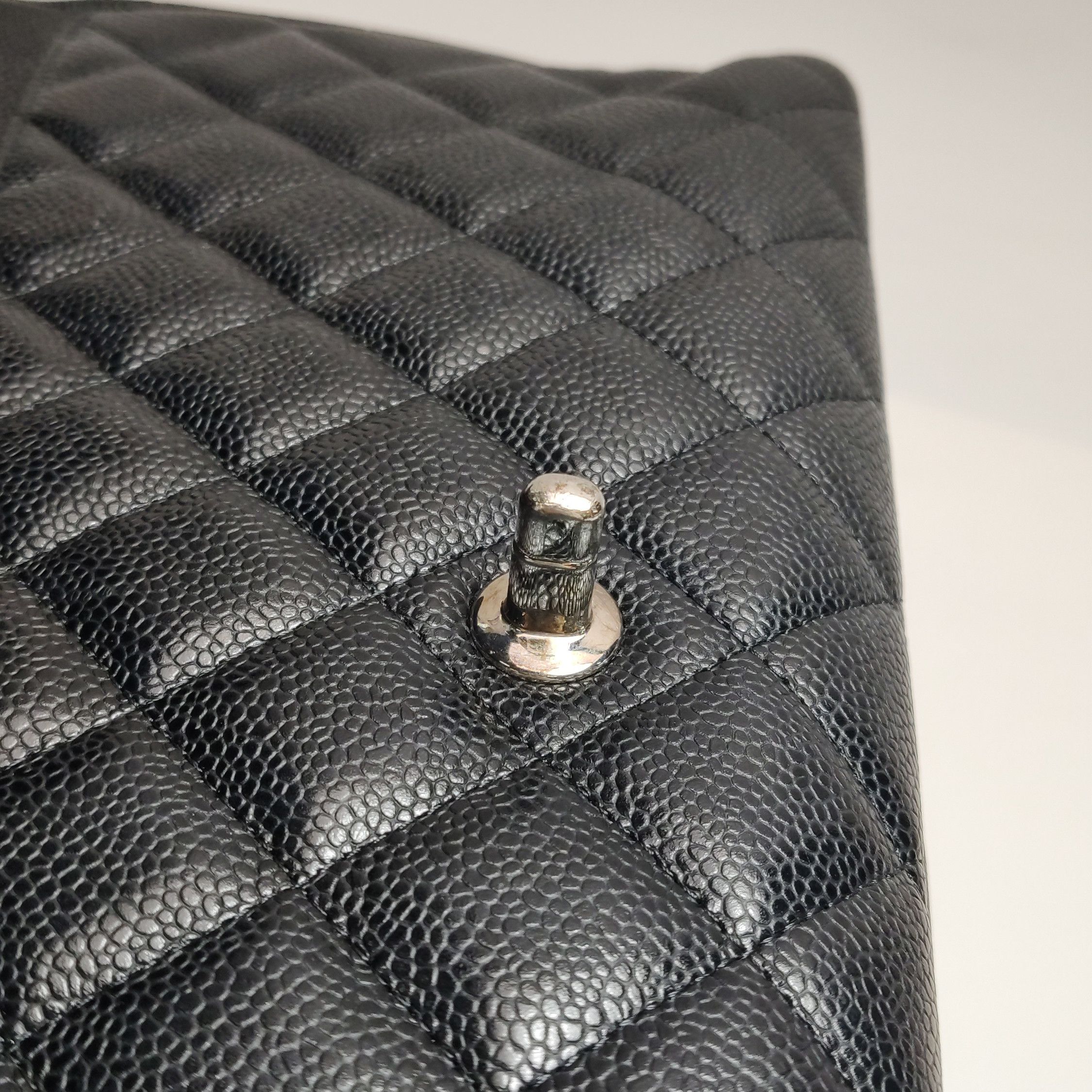 Chanel Chanel Women os Shoulder Bags Size ONE SIZE - 15 Thumbnail