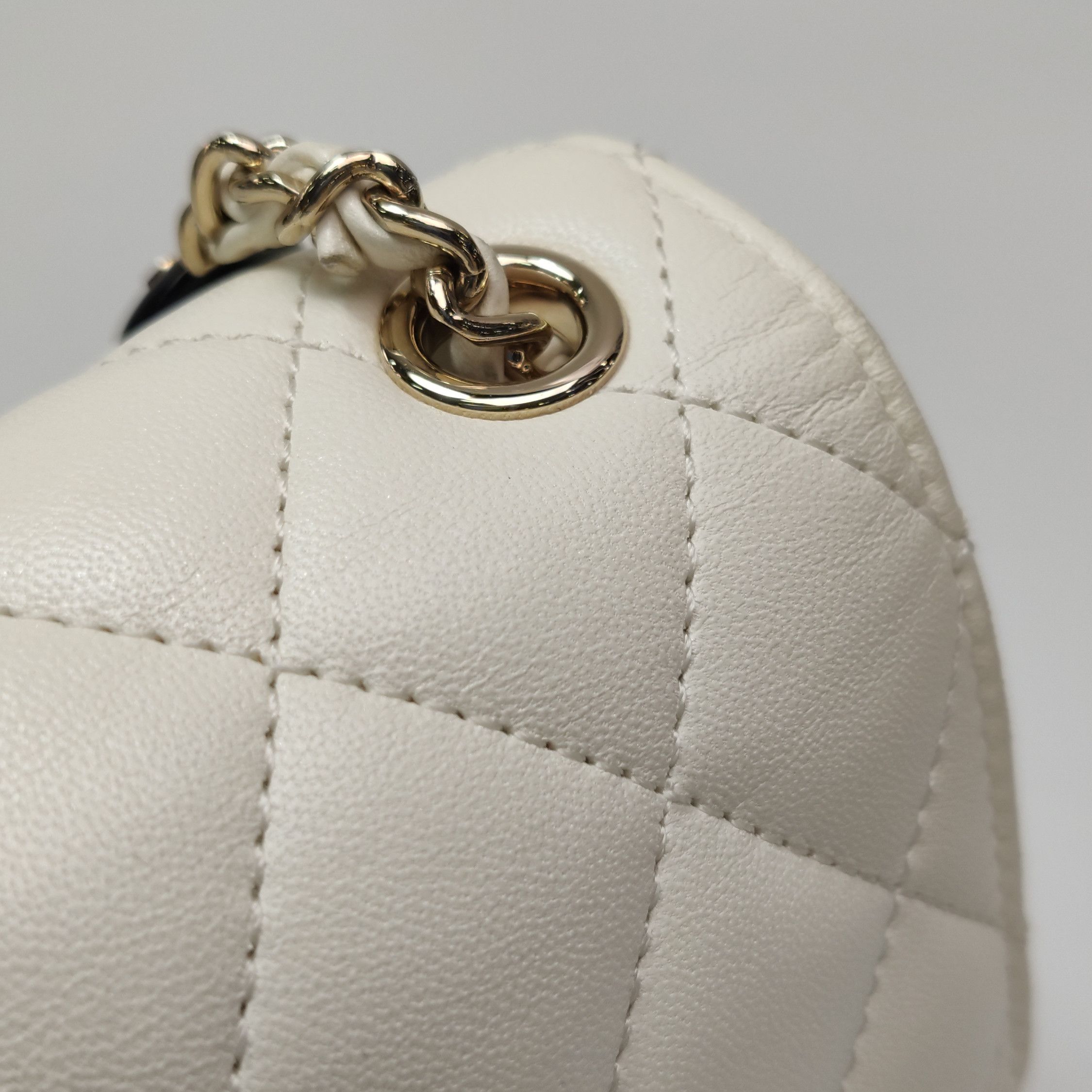 Chanel Chanel Women os Shoulder Bags Size ONE SIZE - 14 Thumbnail