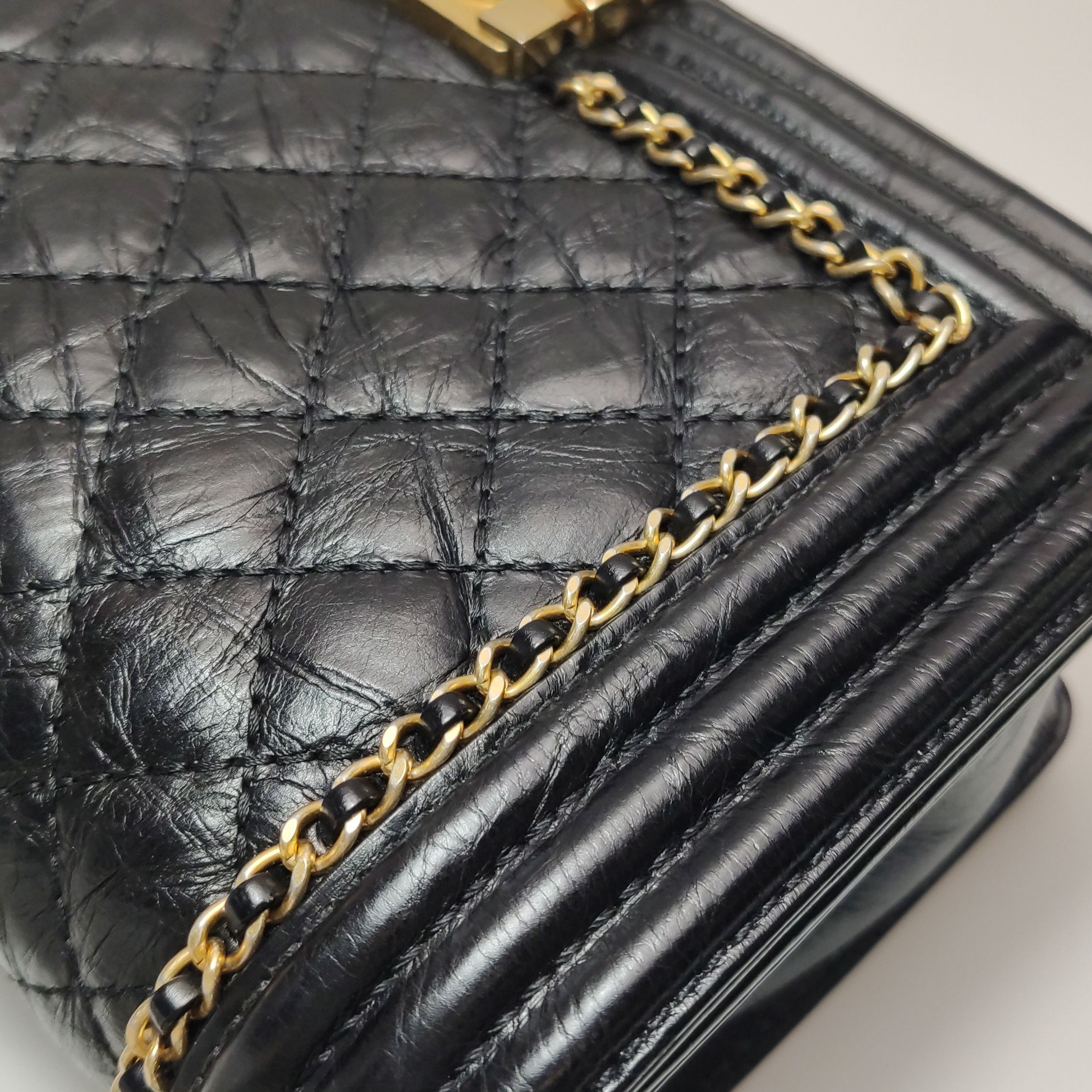 Chanel Chanel Women os Crossbody Bags Size ONE SIZE - 18 Thumbnail
