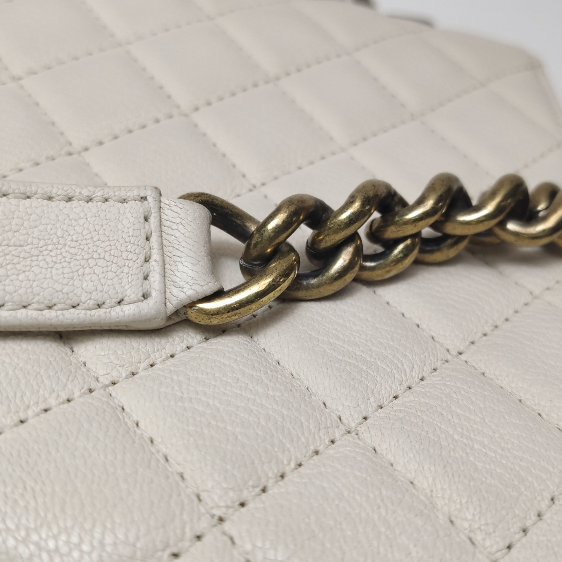 Chanel Chanel Women os Shoulder Bags Size ONE SIZE - 14 Thumbnail