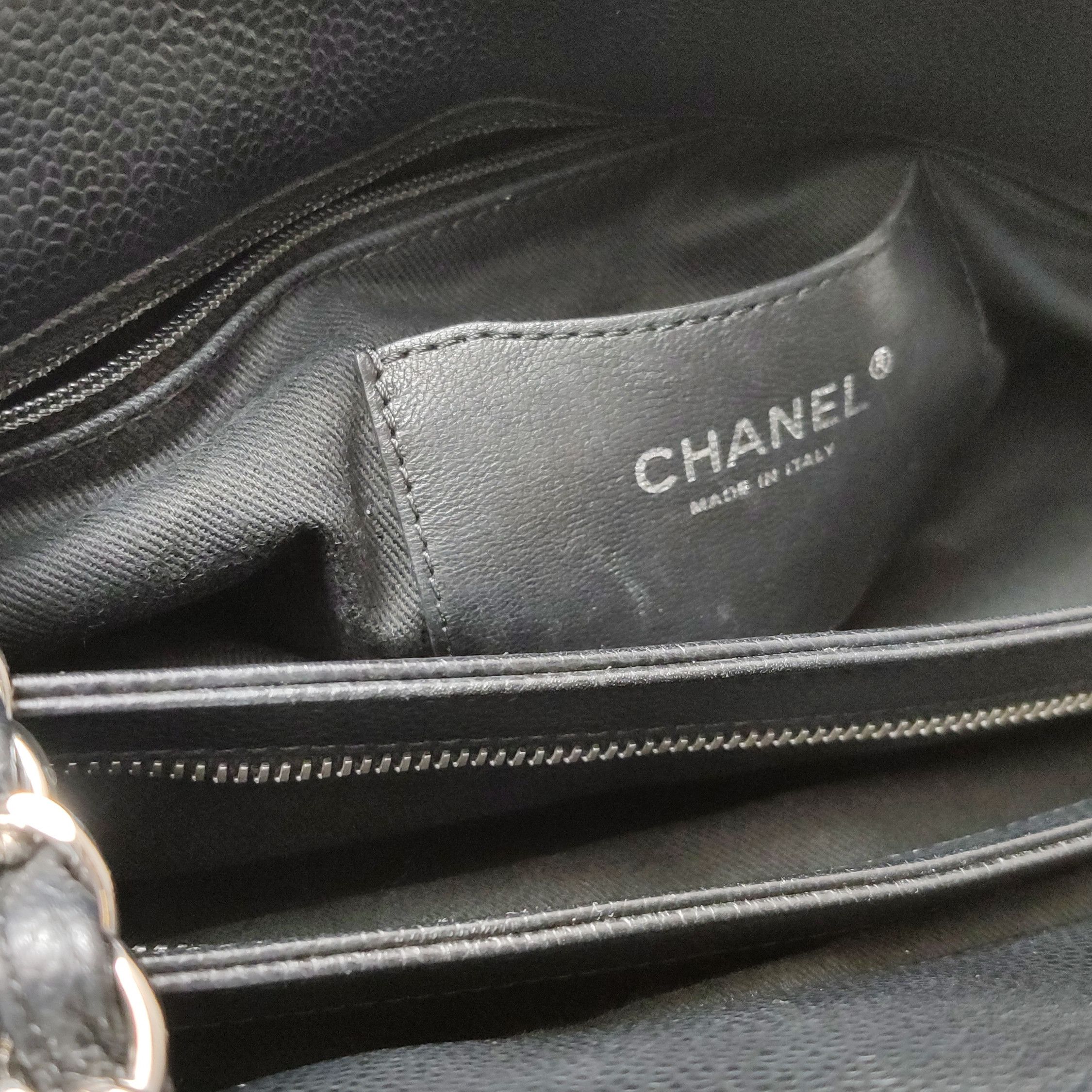 Chanel Chanel Women os Shoulder Bags Size ONE SIZE - 10 Thumbnail