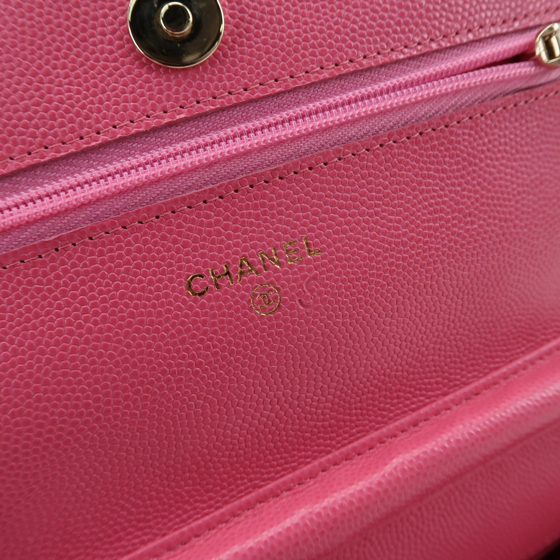 Chanel Chanel Women os Crossbody Bags Size ONE SIZE - 8 Thumbnail