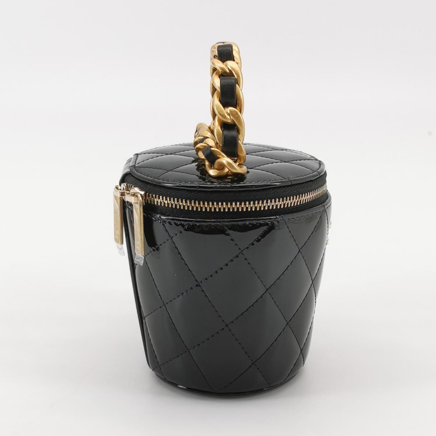 Chanel Chanel Women os Crossbody Bags Size ONE SIZE - 4 Thumbnail