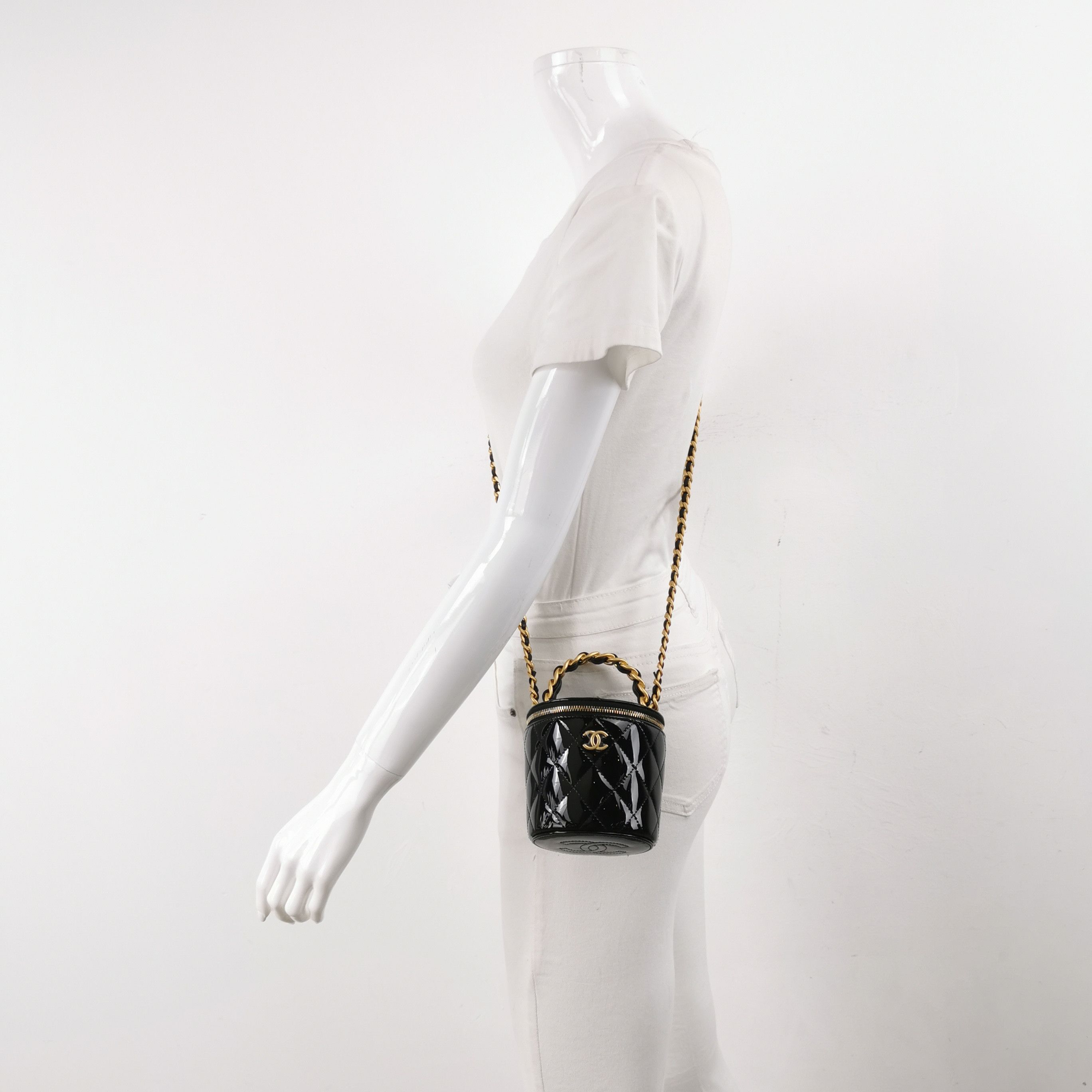 Chanel Chanel Women os Crossbody Bags Size ONE SIZE - 2 Thumbnail