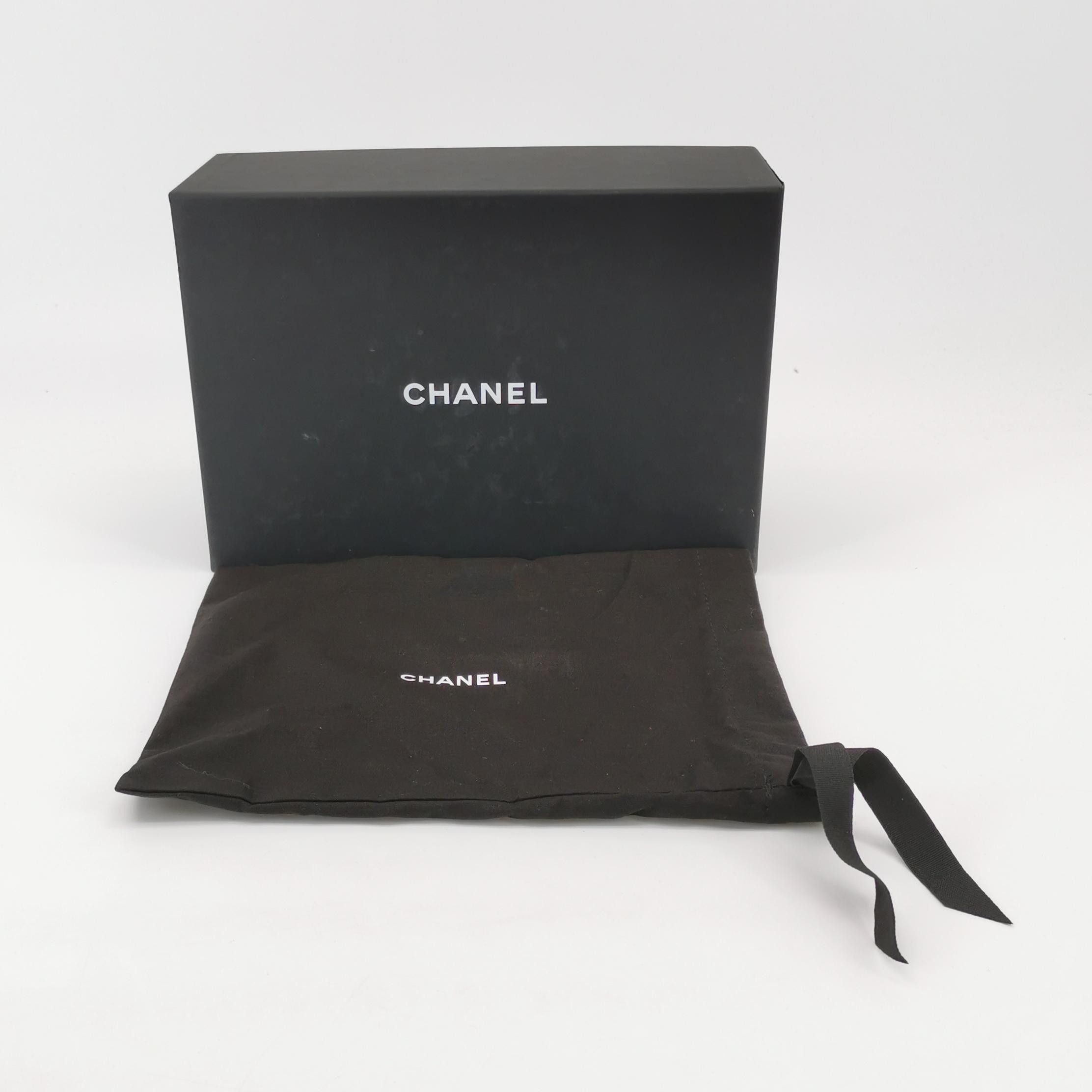 Chanel Chanel Women os Crossbody Bags Size ONE SIZE - 9 Thumbnail