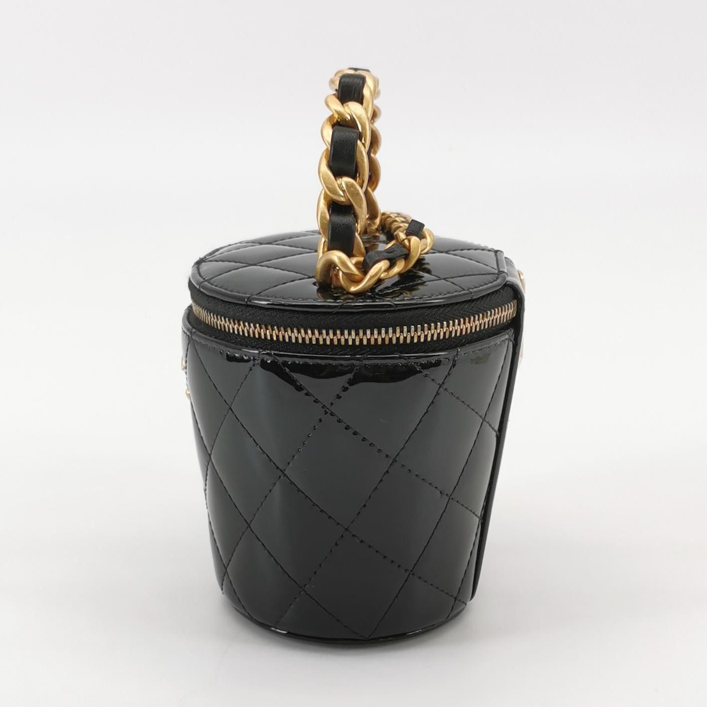 Chanel Chanel Women os Crossbody Bags Size ONE SIZE - 3 Thumbnail