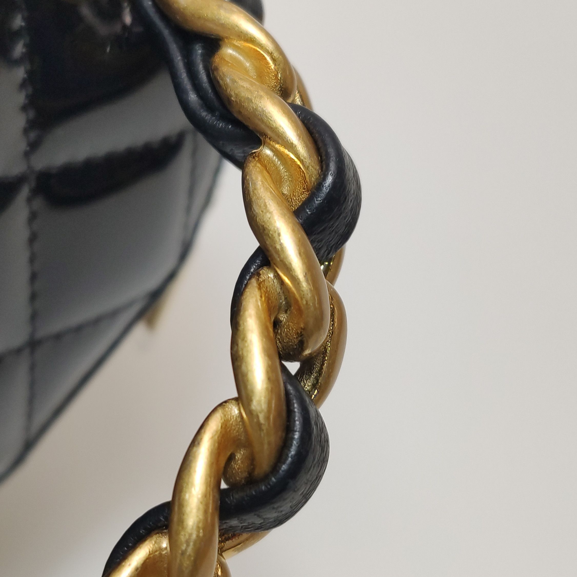 Chanel Chanel Women os Crossbody Bags Size ONE SIZE - 15 Thumbnail