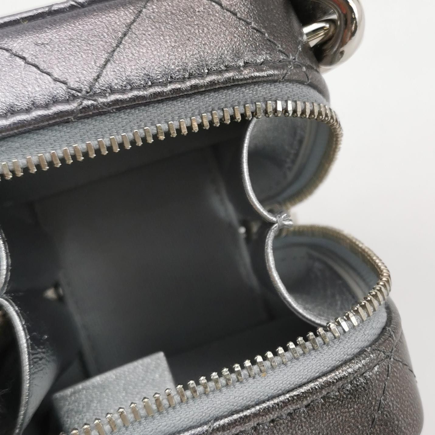 Chanel Chanel Women os Crossbody Bags Size ONE SIZE - 7 Thumbnail