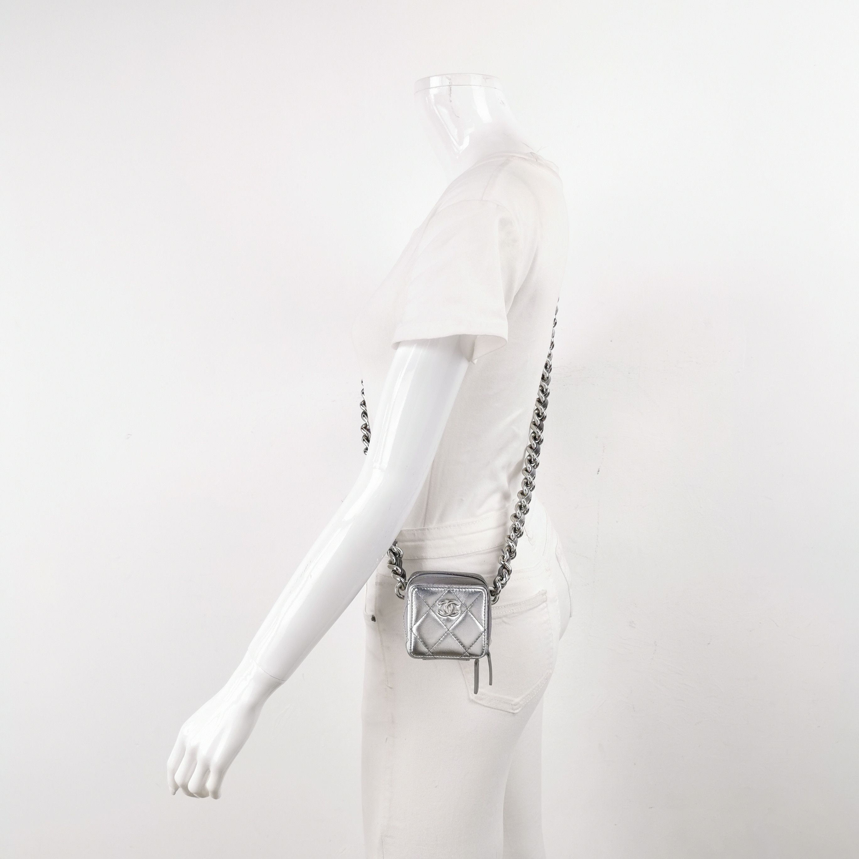 Chanel Chanel Women os Crossbody Bags Size ONE SIZE - 2 Thumbnail