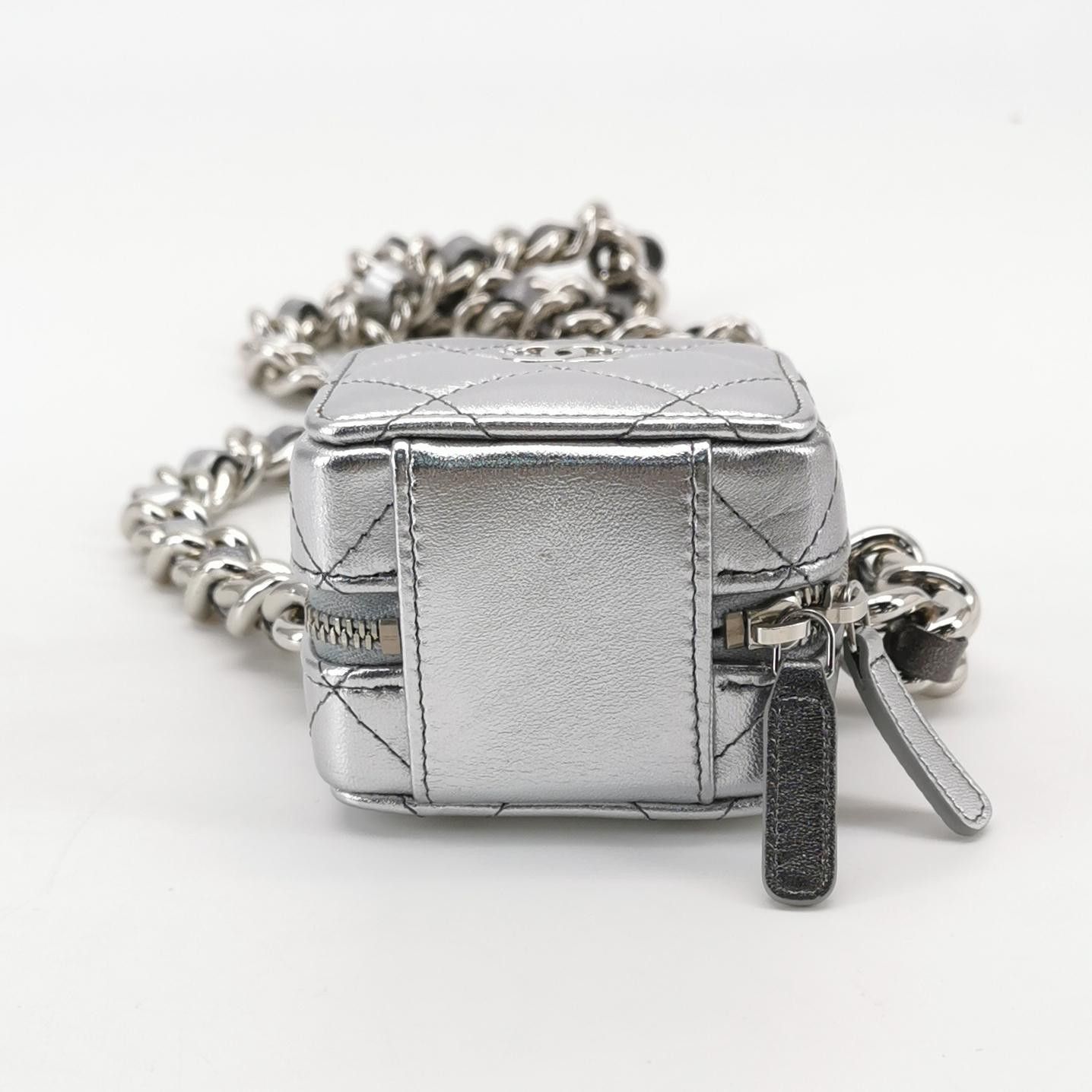 Chanel Chanel Women os Crossbody Bags Size ONE SIZE - 6 Thumbnail