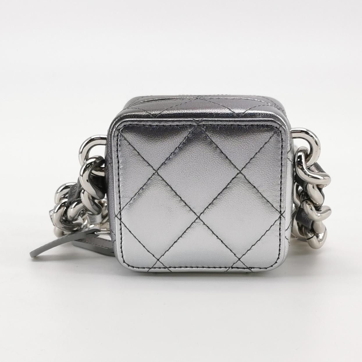 Chanel Chanel Women os Crossbody Bags Size ONE SIZE - 5 Thumbnail