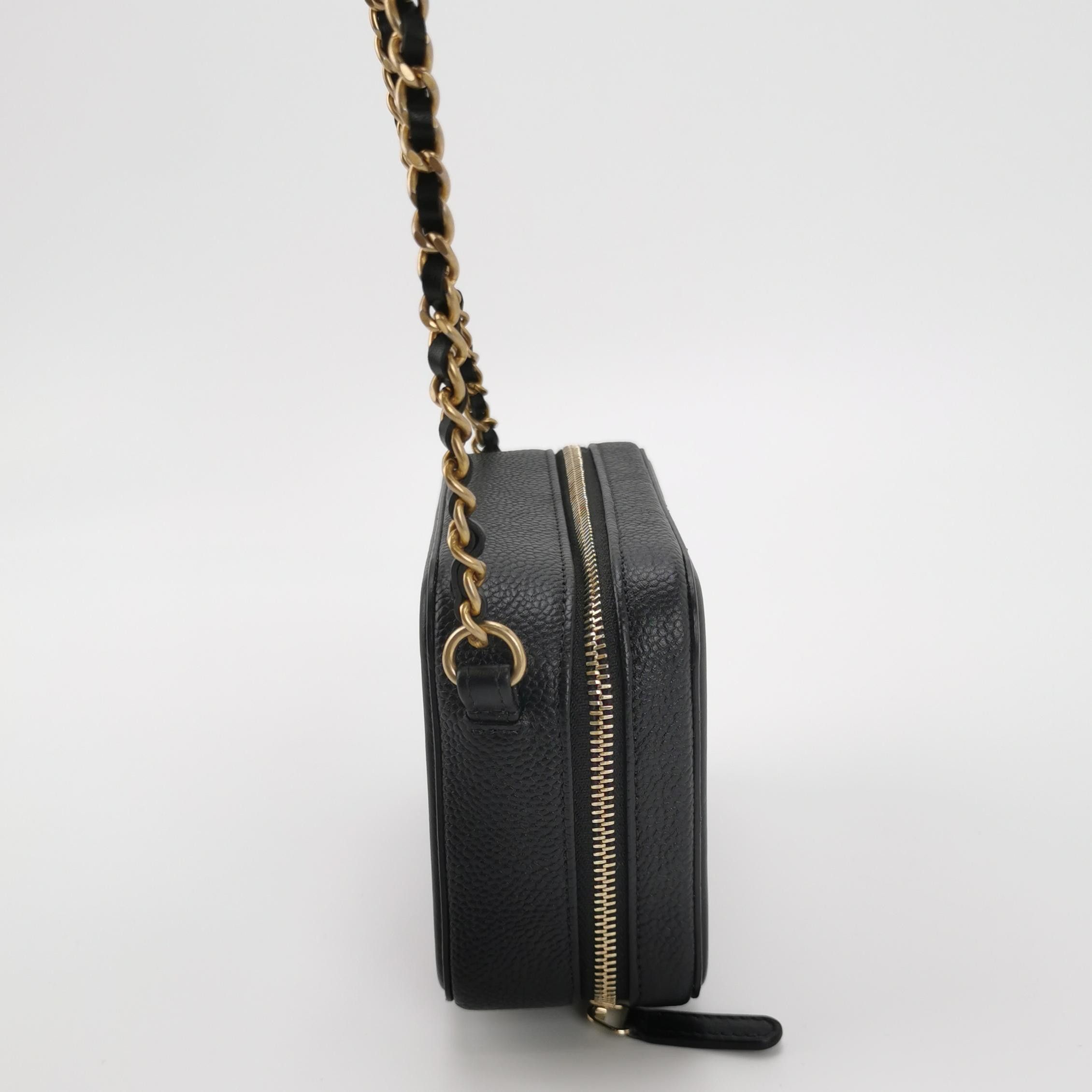 Chanel Chanel Women os Crossbody Bags Size ONE SIZE - 4 Thumbnail