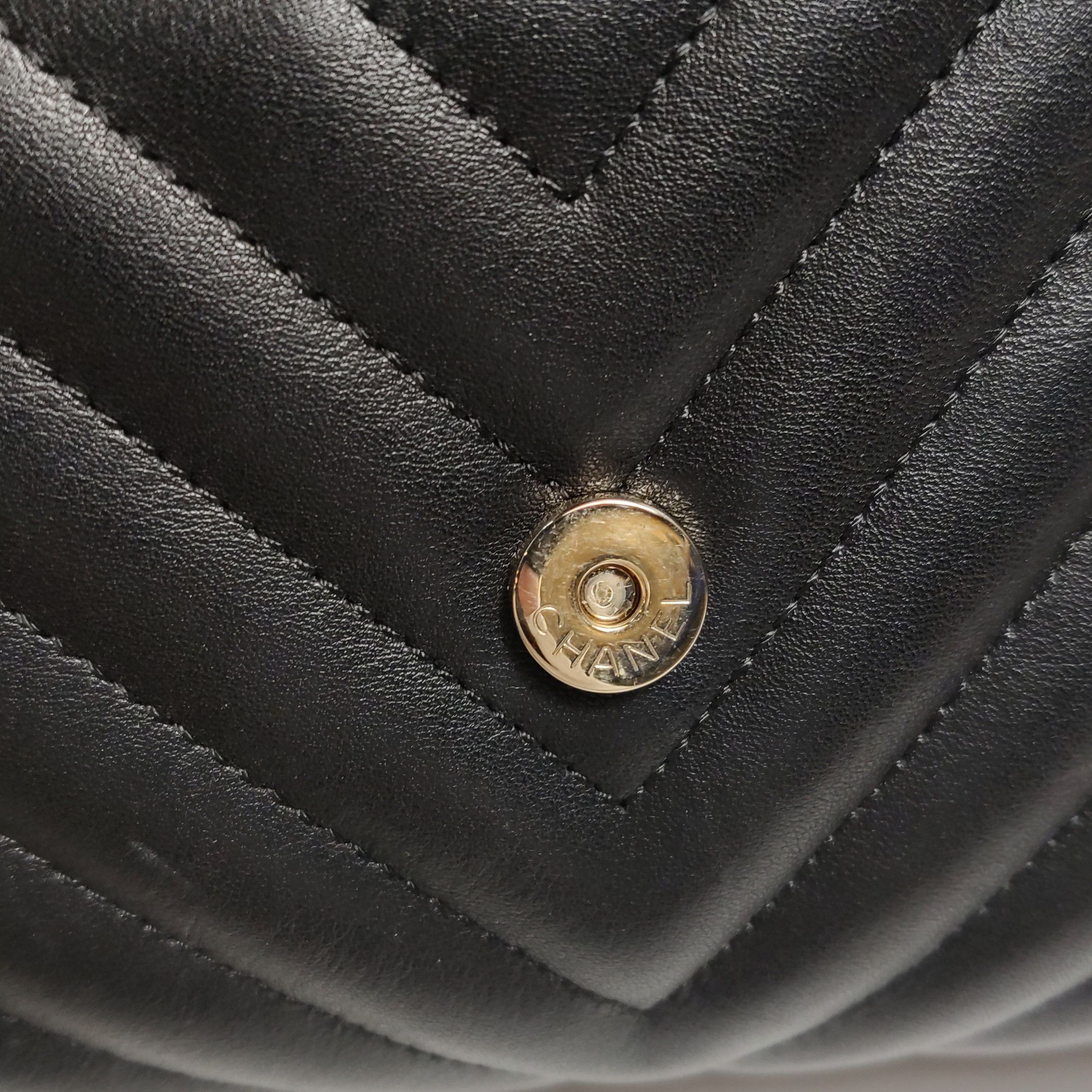 Chanel Chanel Women os Shoulder Bags Size ONE SIZE - 14 Thumbnail