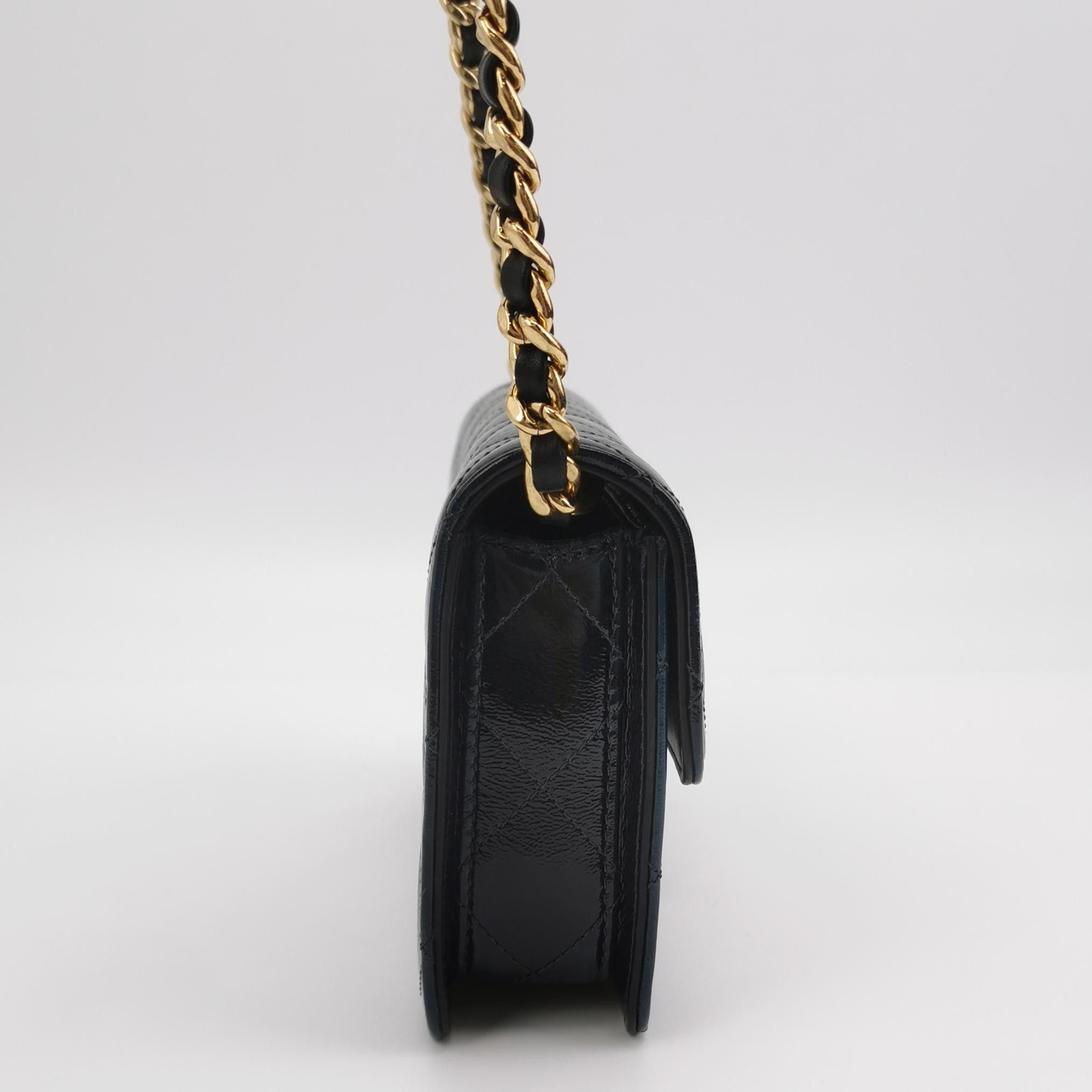 Chanel Chanel Women os Crossbody Bags Size ONE SIZE - 4 Thumbnail