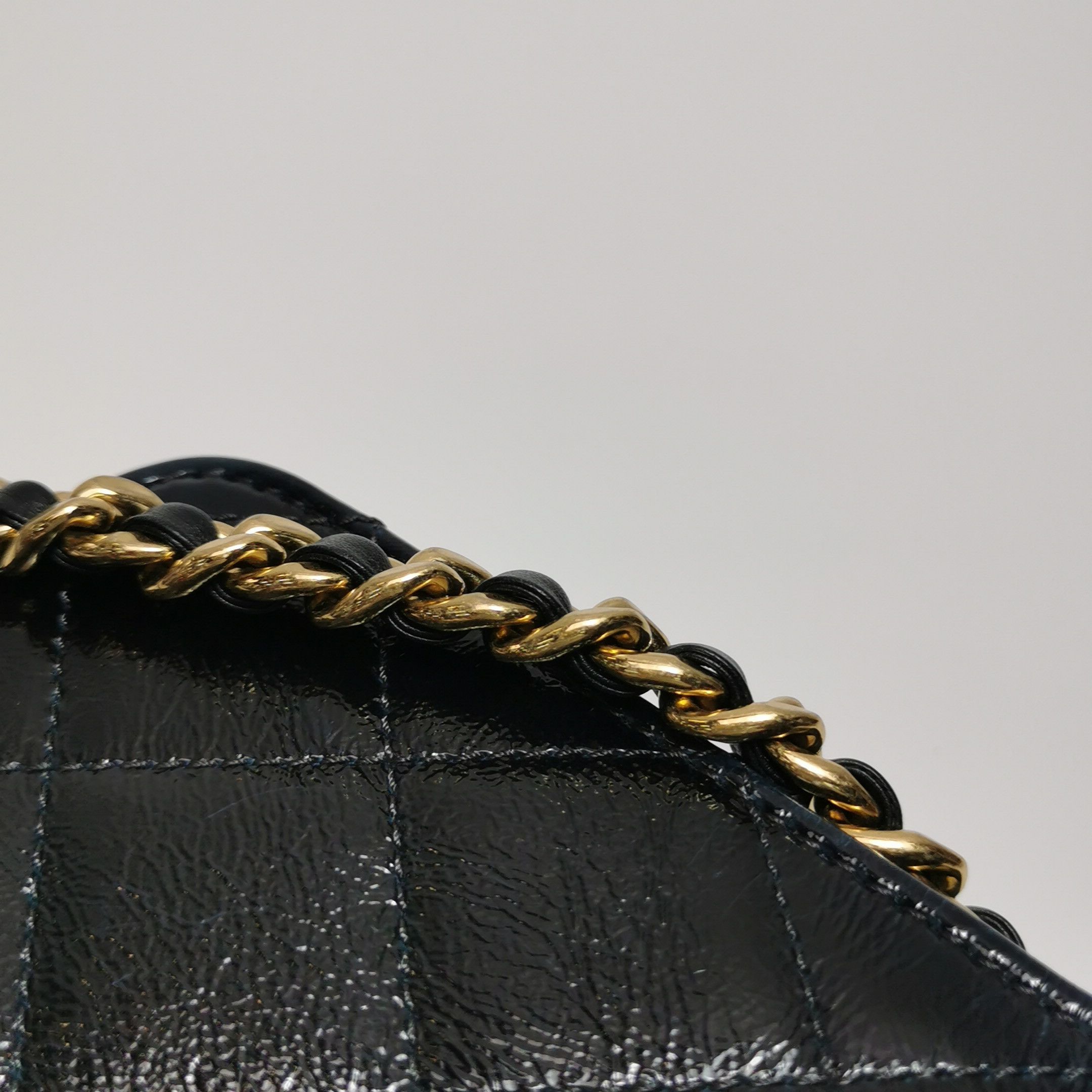 Chanel Chanel Women os Crossbody Bags Size ONE SIZE - 14 Thumbnail