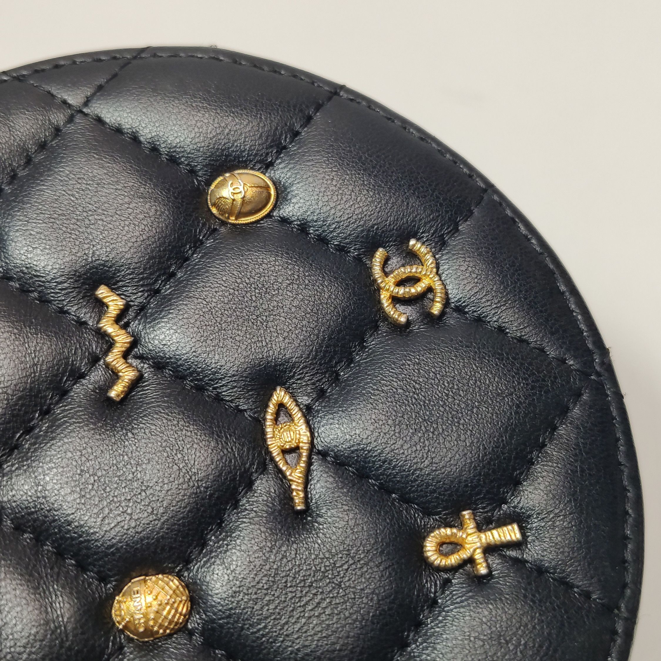Chanel Chanel Women os Shoulder Bags Size ONE SIZE - 12 Thumbnail