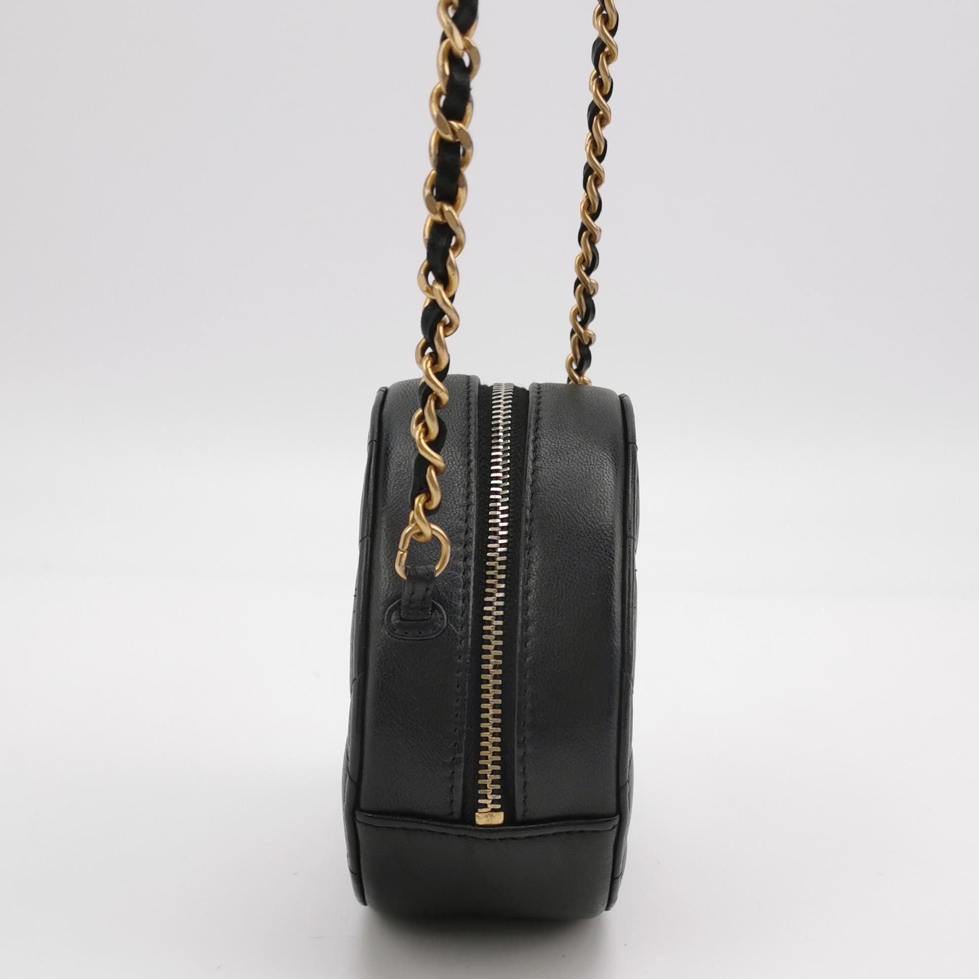 Chanel Chanel Women os Shoulder Bags Size ONE SIZE - 3 Thumbnail