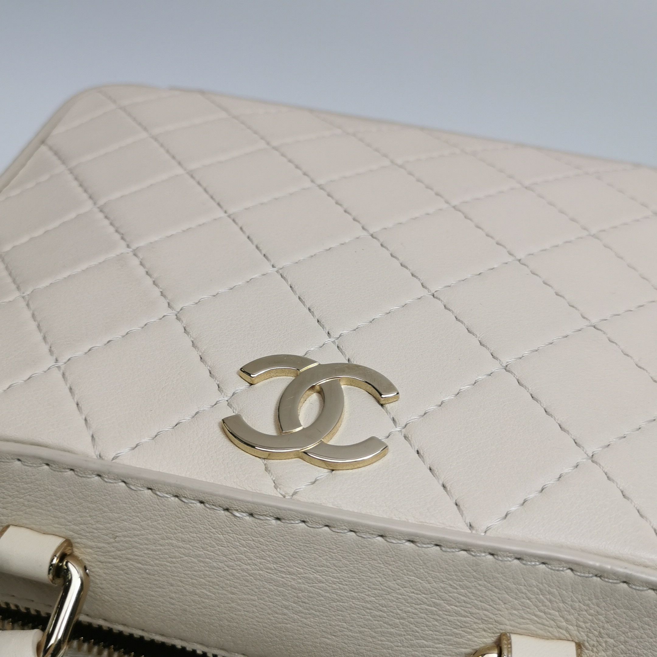 Chanel Chanel Women os Shoulder Bags Size ONE SIZE - 15 Thumbnail