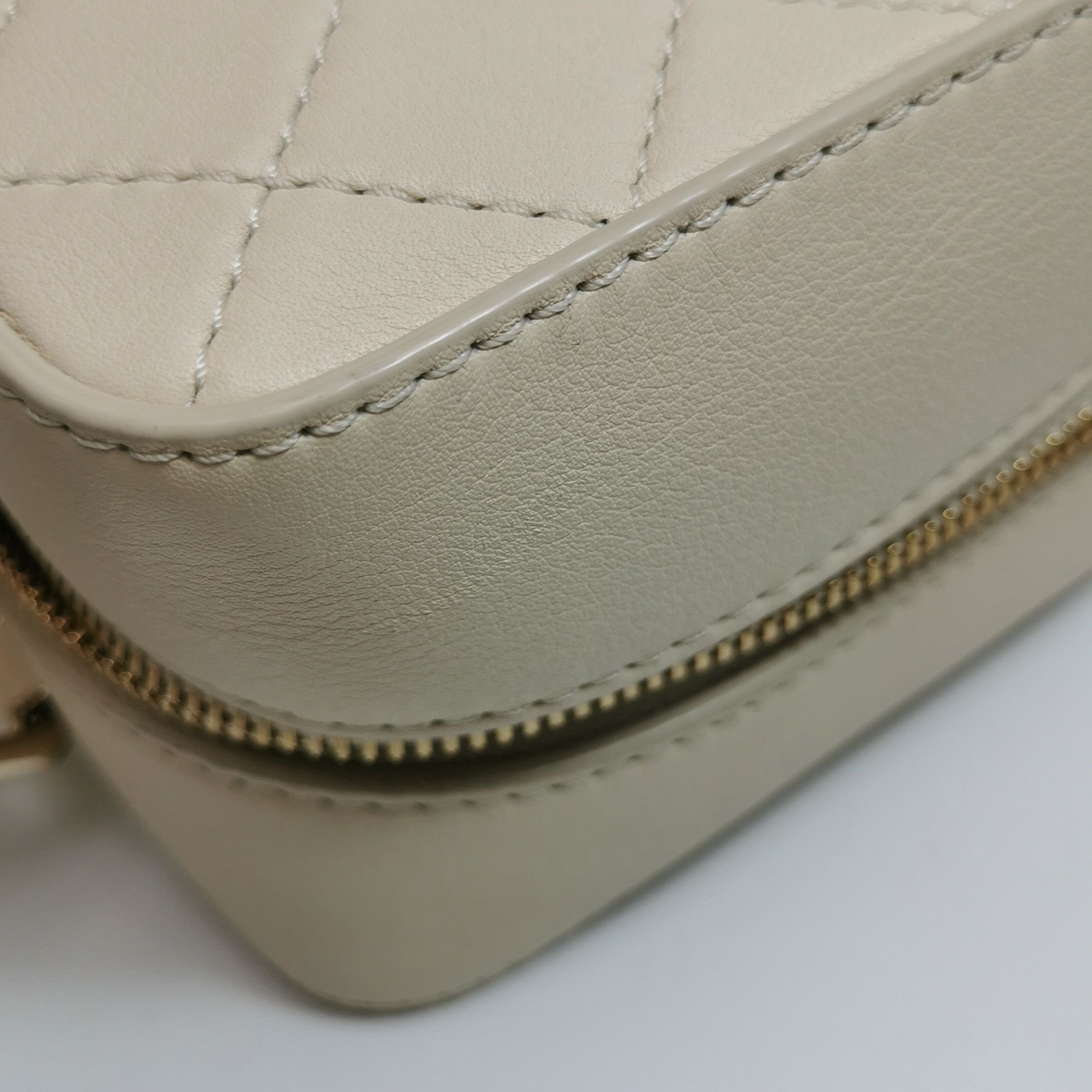 Chanel Chanel Women os Shoulder Bags Size ONE SIZE - 20 Thumbnail