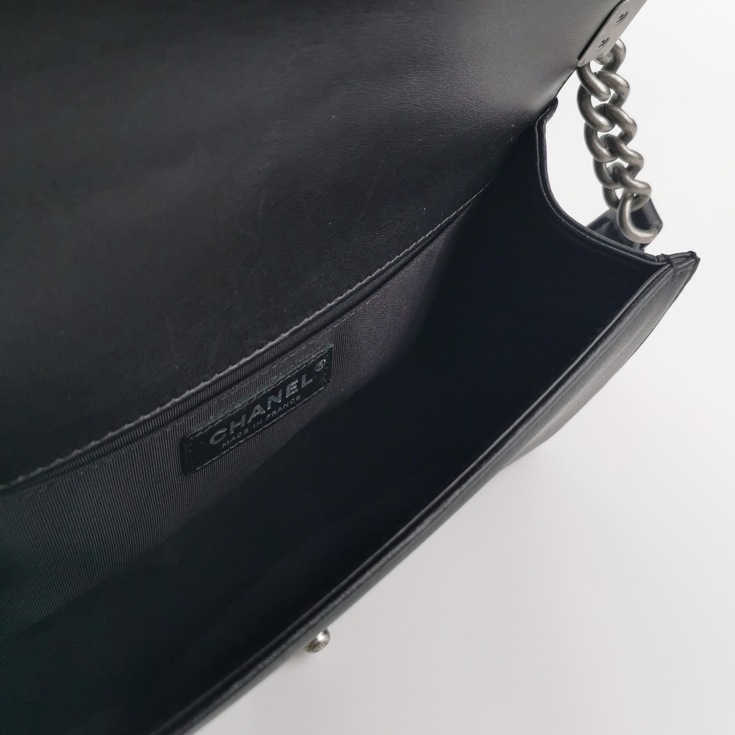 Chanel Chanel Women os Shoulder Bags Size ONE SIZE - 7 Thumbnail