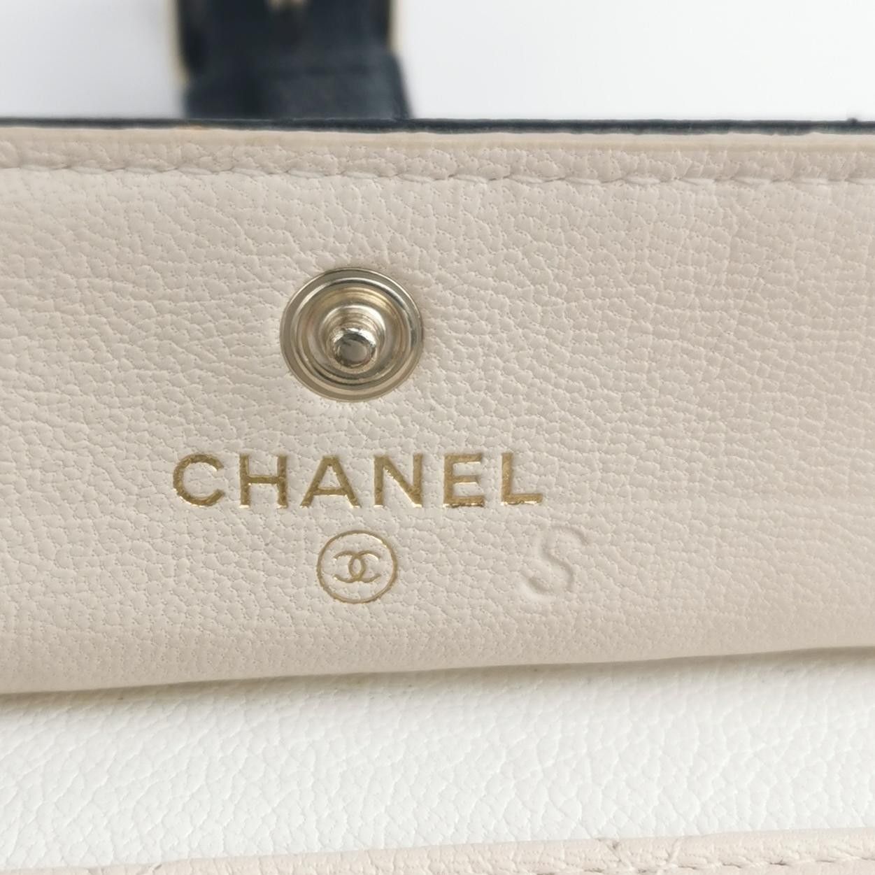 Chanel Chanel Women os Wallets Size ONE SIZE - 7 Thumbnail