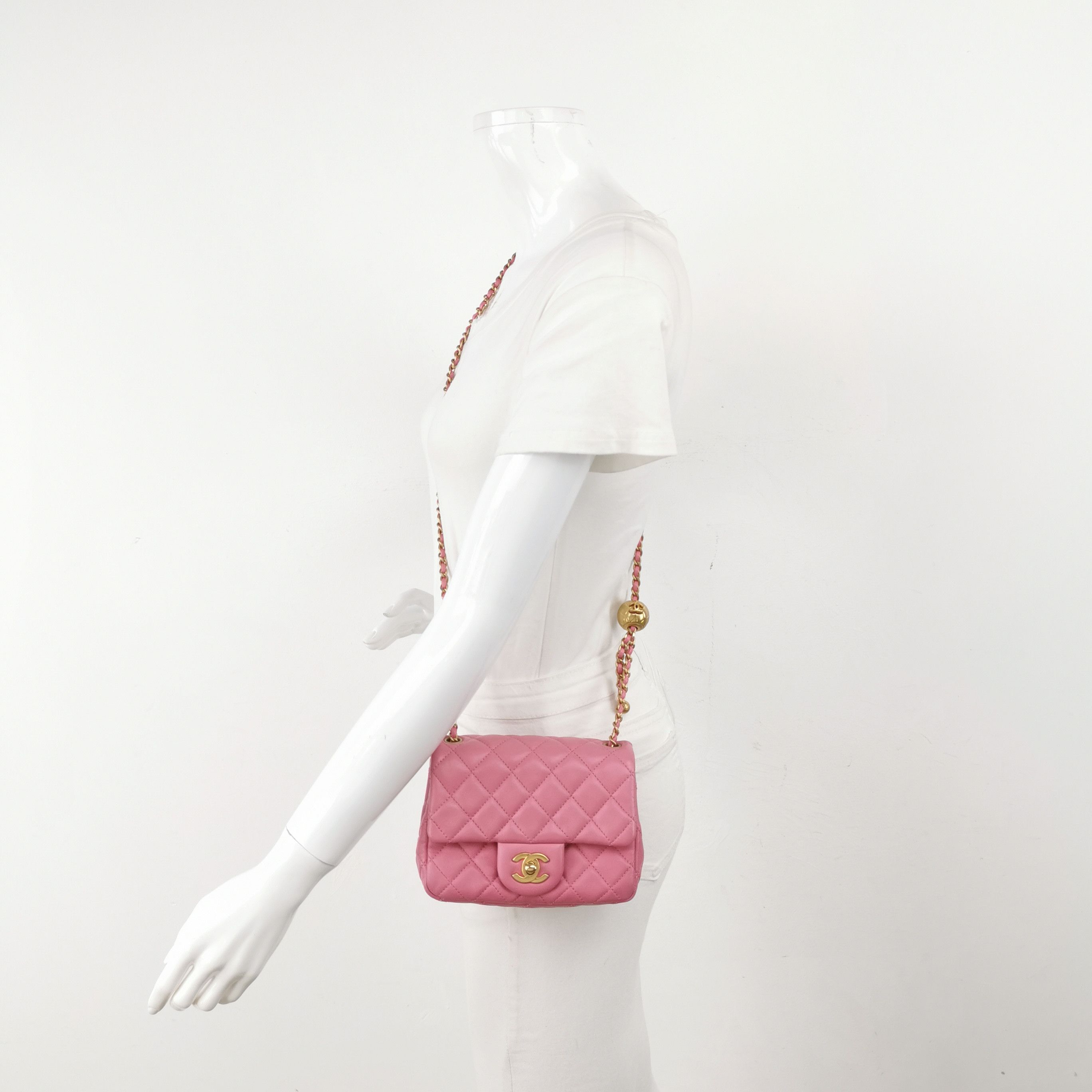Chanel Chanel Women os Crossbody Bags Size ONE SIZE - 2 Thumbnail