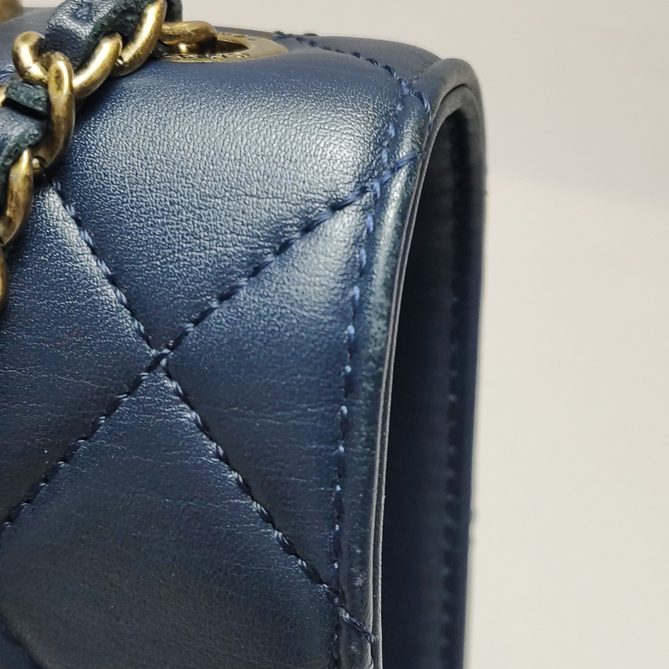 Chanel Chanel Women os Crossbody Bags Size ONE SIZE - 14 Thumbnail