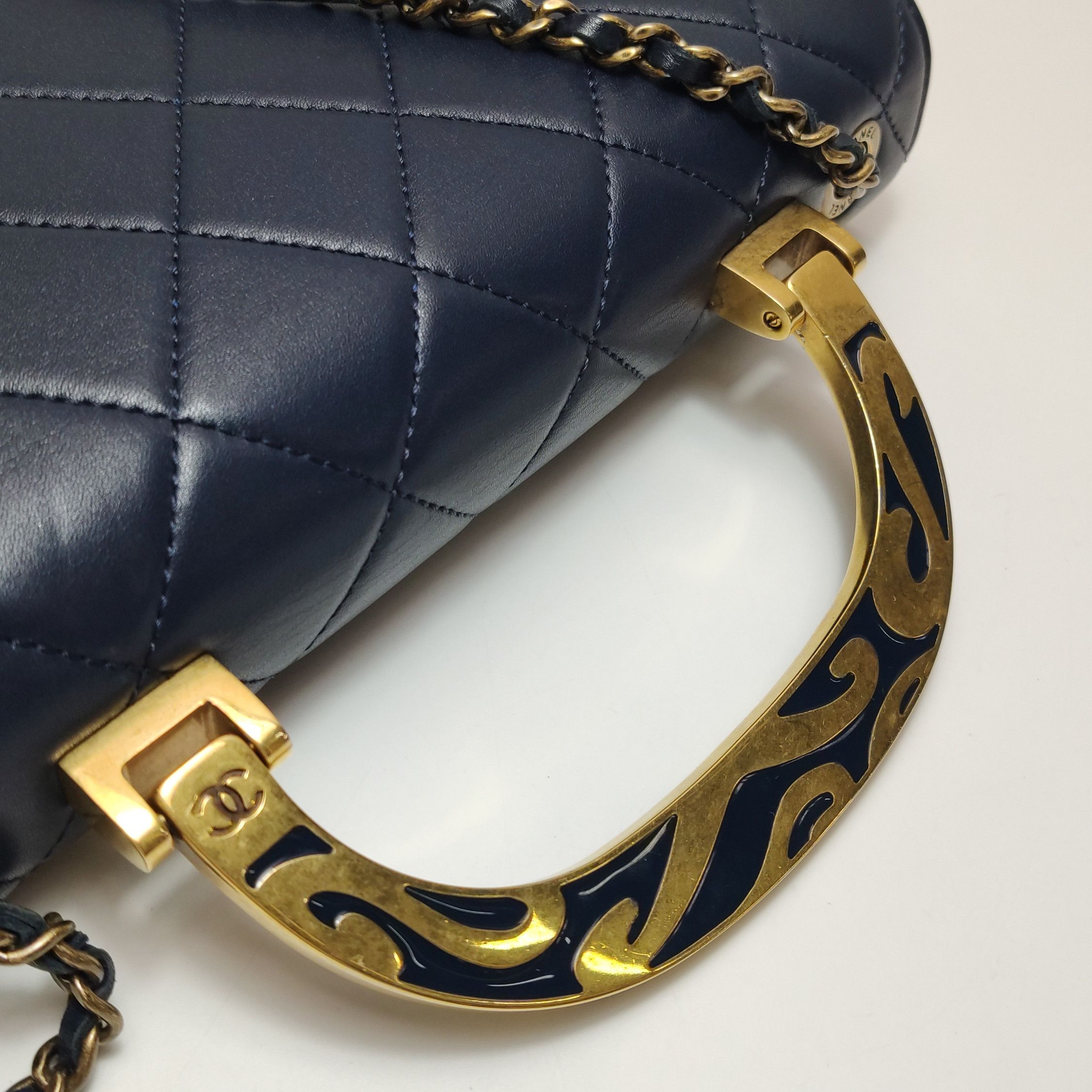 Chanel Chanel Women os Crossbody Bags Size ONE SIZE - 13 Thumbnail