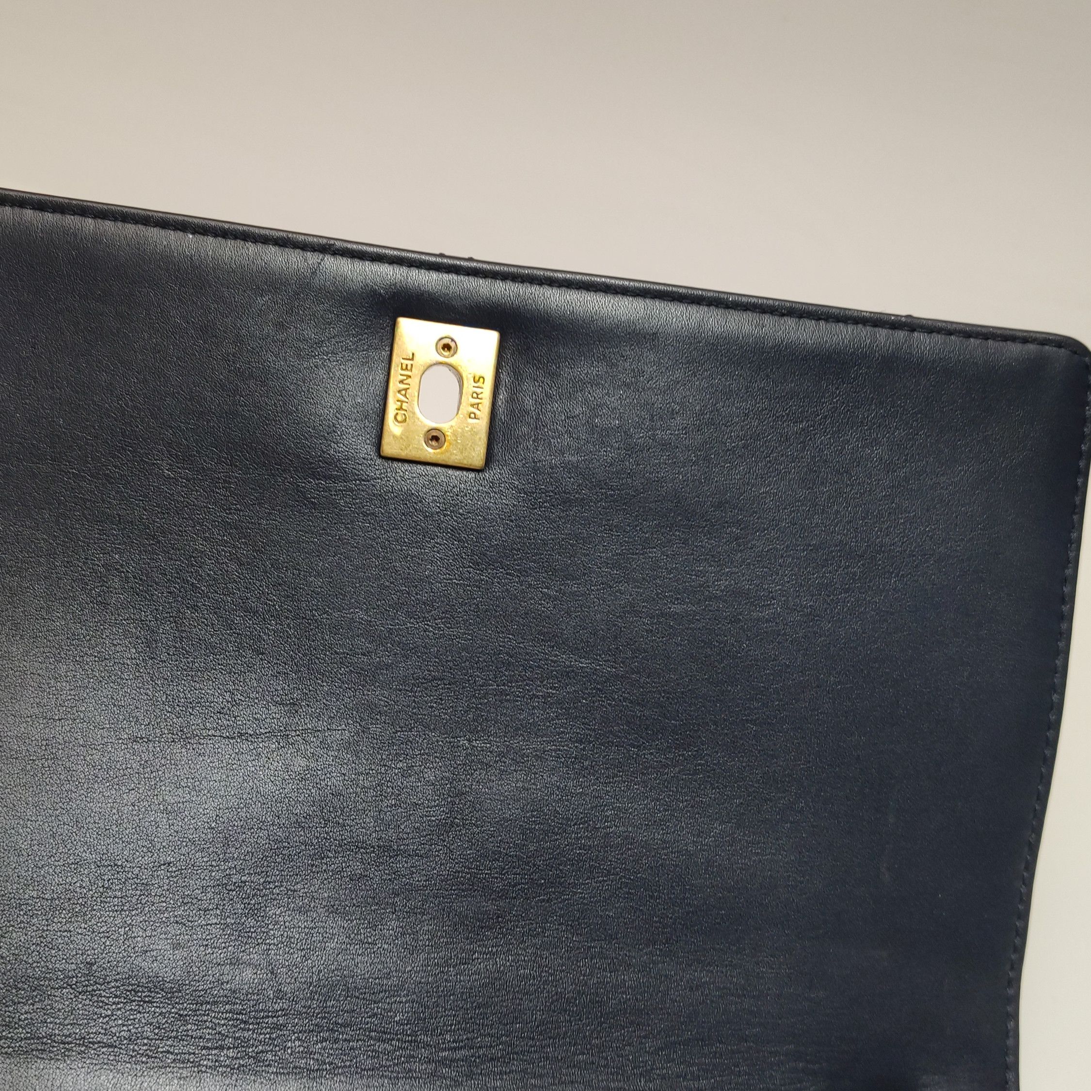Chanel Chanel Women os Crossbody Bags Size ONE SIZE - 9 Thumbnail