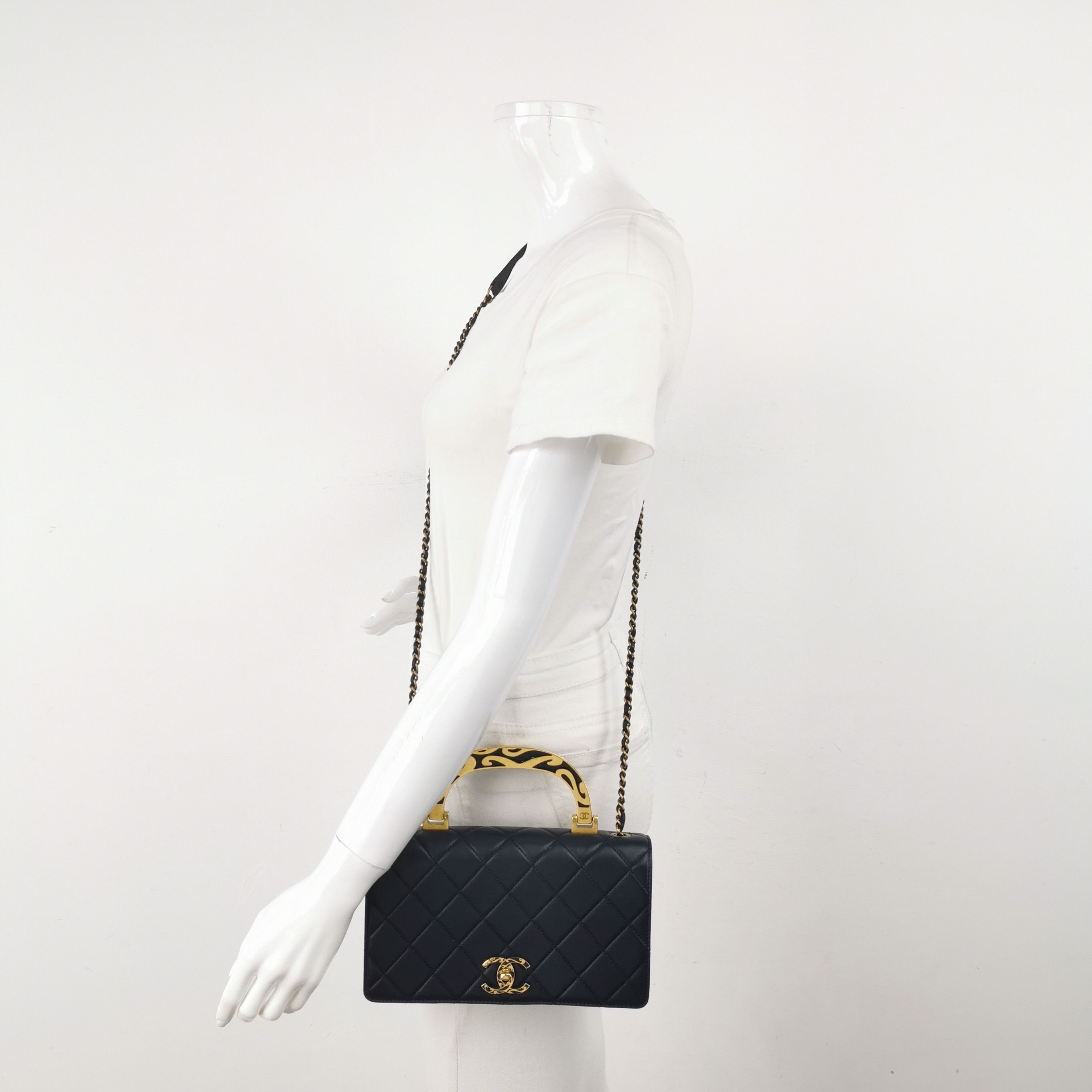 Chanel Chanel Women os Crossbody Bags Size ONE SIZE - 2 Thumbnail