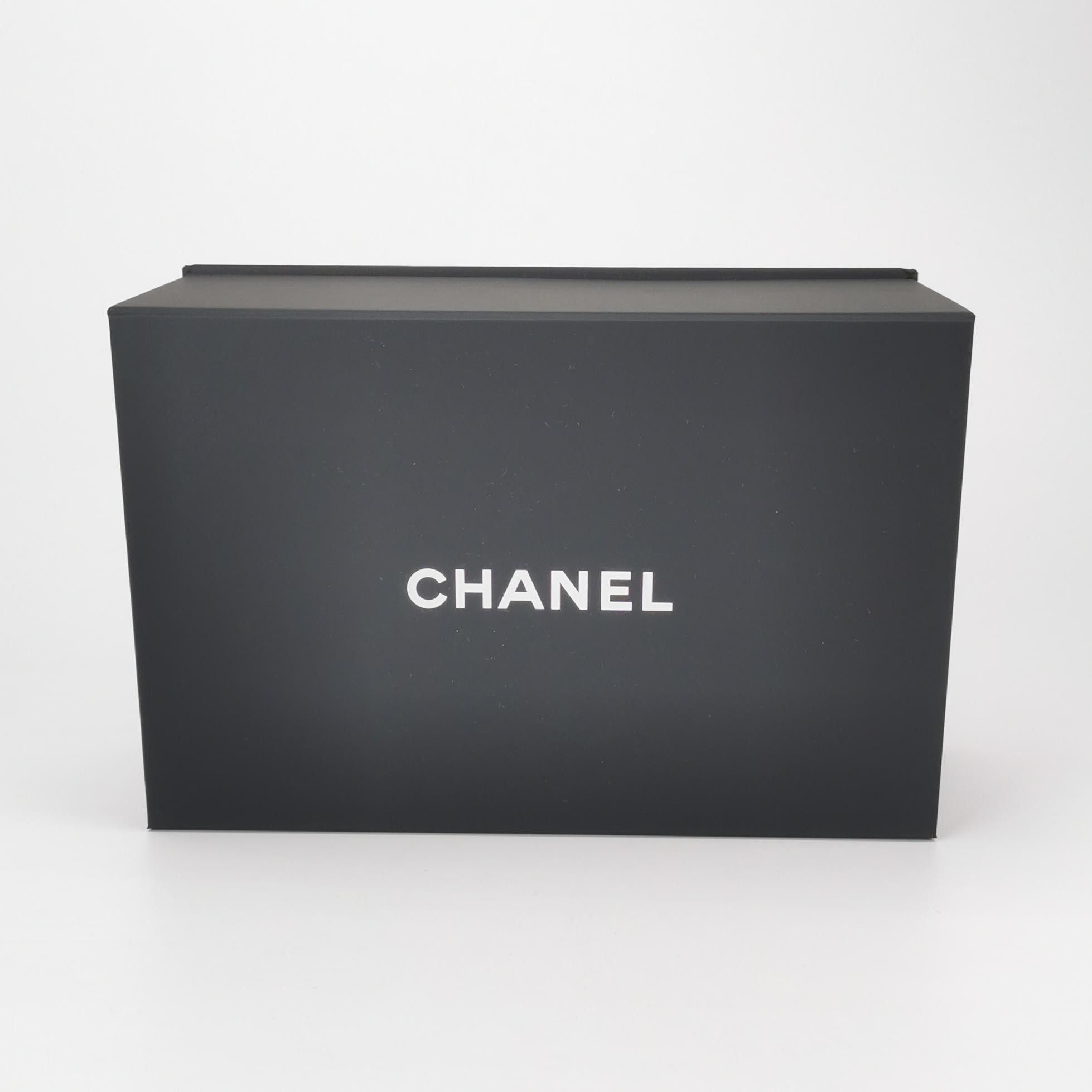 Chanel Chanel Women os Shoulder Bags Size ONE SIZE - 9 Thumbnail