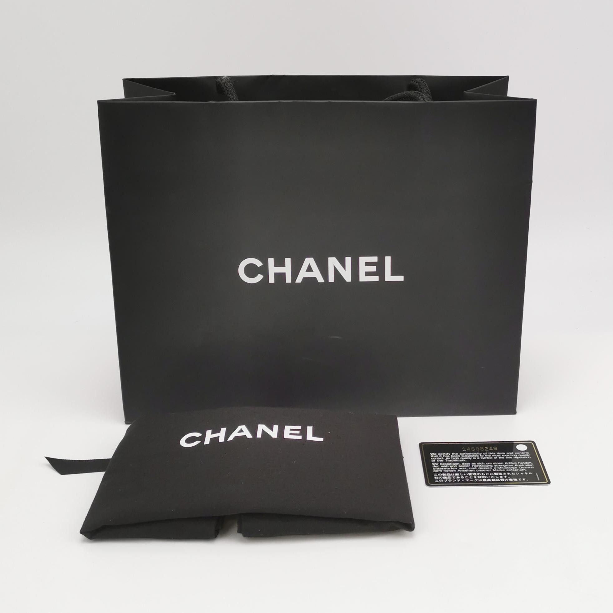 Chanel Chanel Women os Clutches Size ONE SIZE - 8 Thumbnail