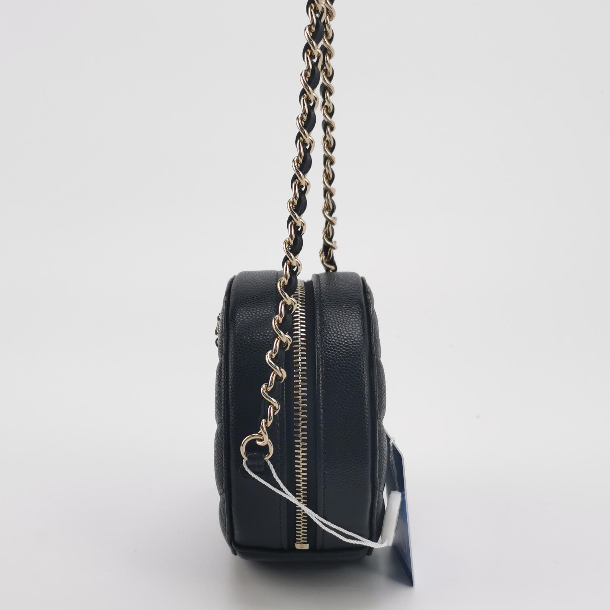 Chanel Chanel Women os Crossbody Bags Size ONE SIZE - 3 Thumbnail