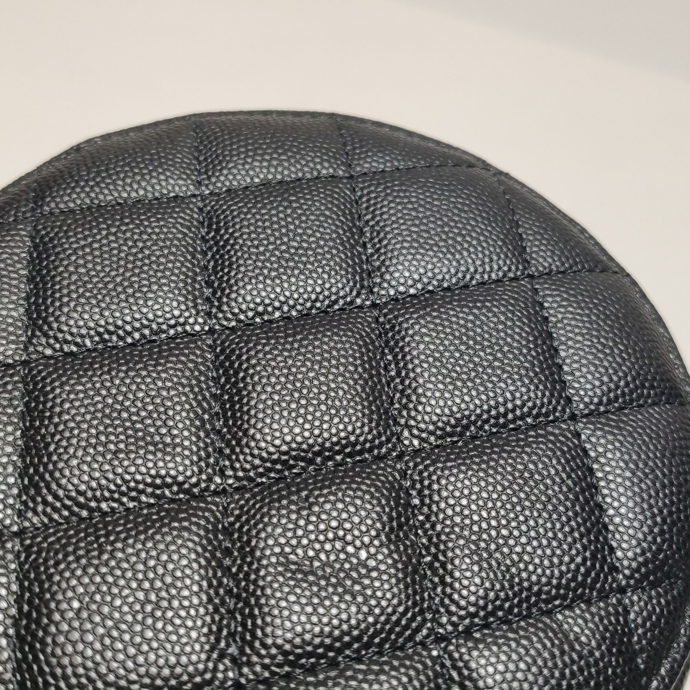 Chanel Chanel Women os Crossbody Bags Size ONE SIZE - 16 Thumbnail
