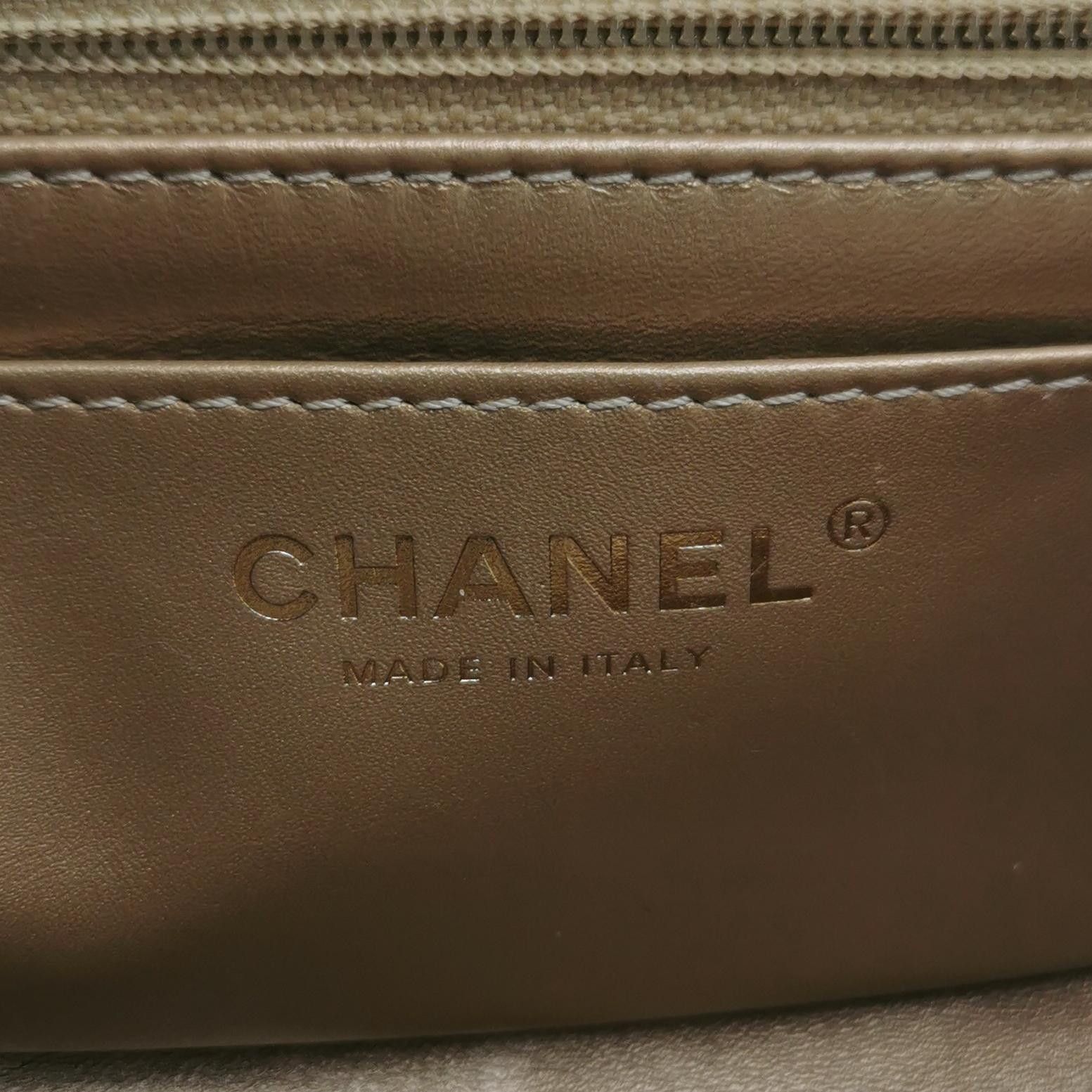 Chanel Chanel Women os Shoulder Bags Size ONE SIZE - 8 Thumbnail