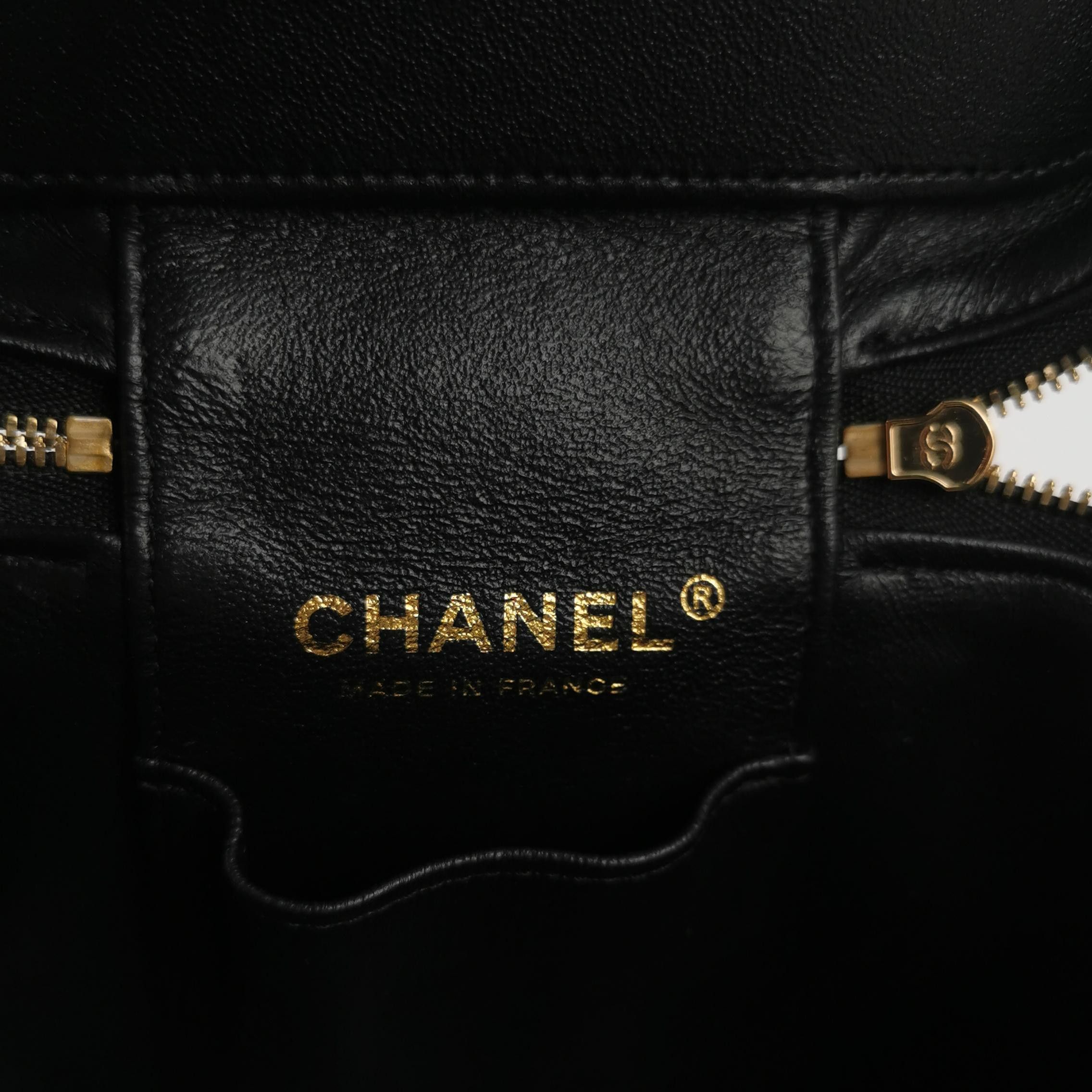 Chanel Chanel Women os Shoulder Bags Size ONE SIZE - 8 Thumbnail