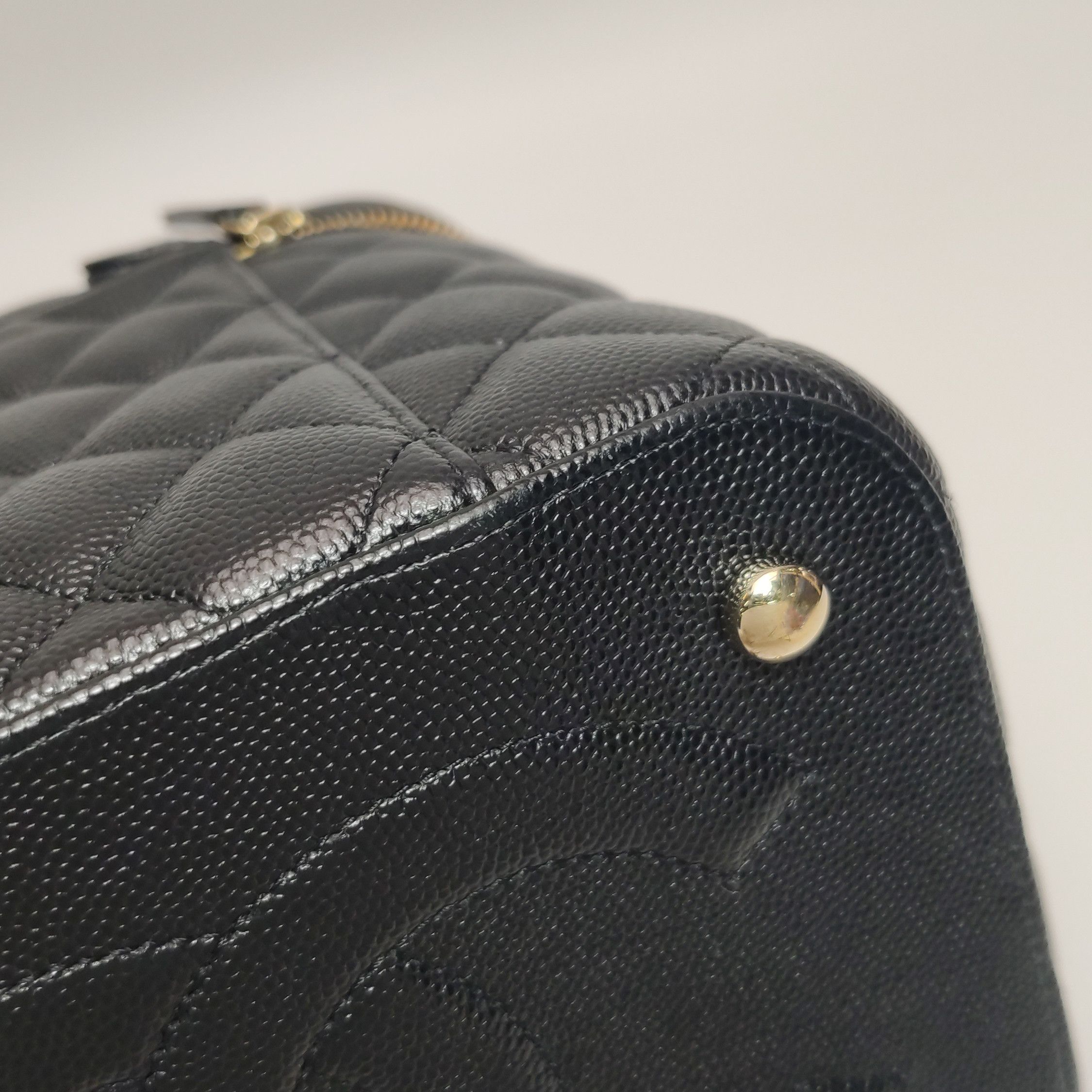 Chanel Chanel Women os Shoulder Bags Size ONE SIZE - 17 Thumbnail