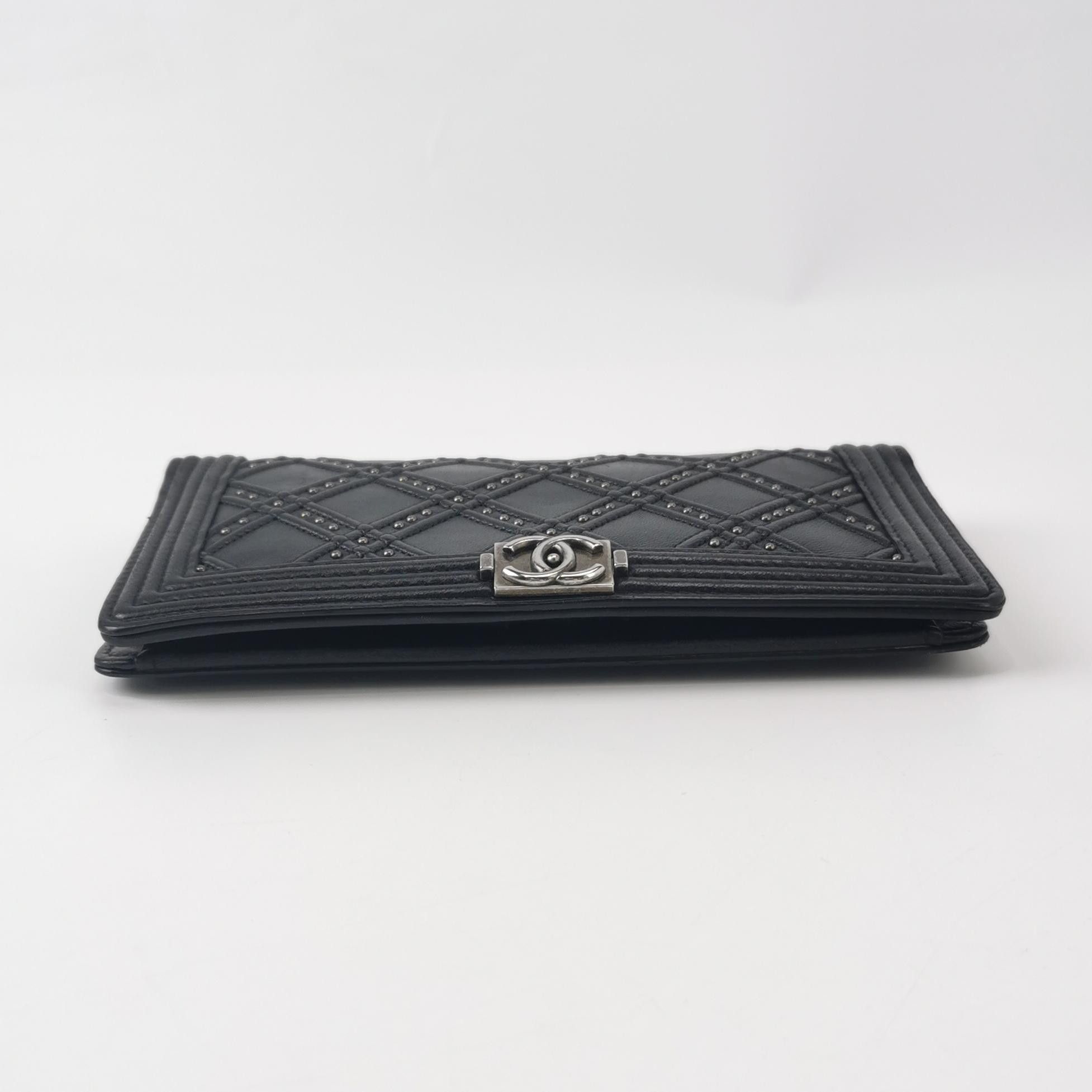 Chanel Chanel Women os Clutches Size ONE SIZE - 5 Thumbnail