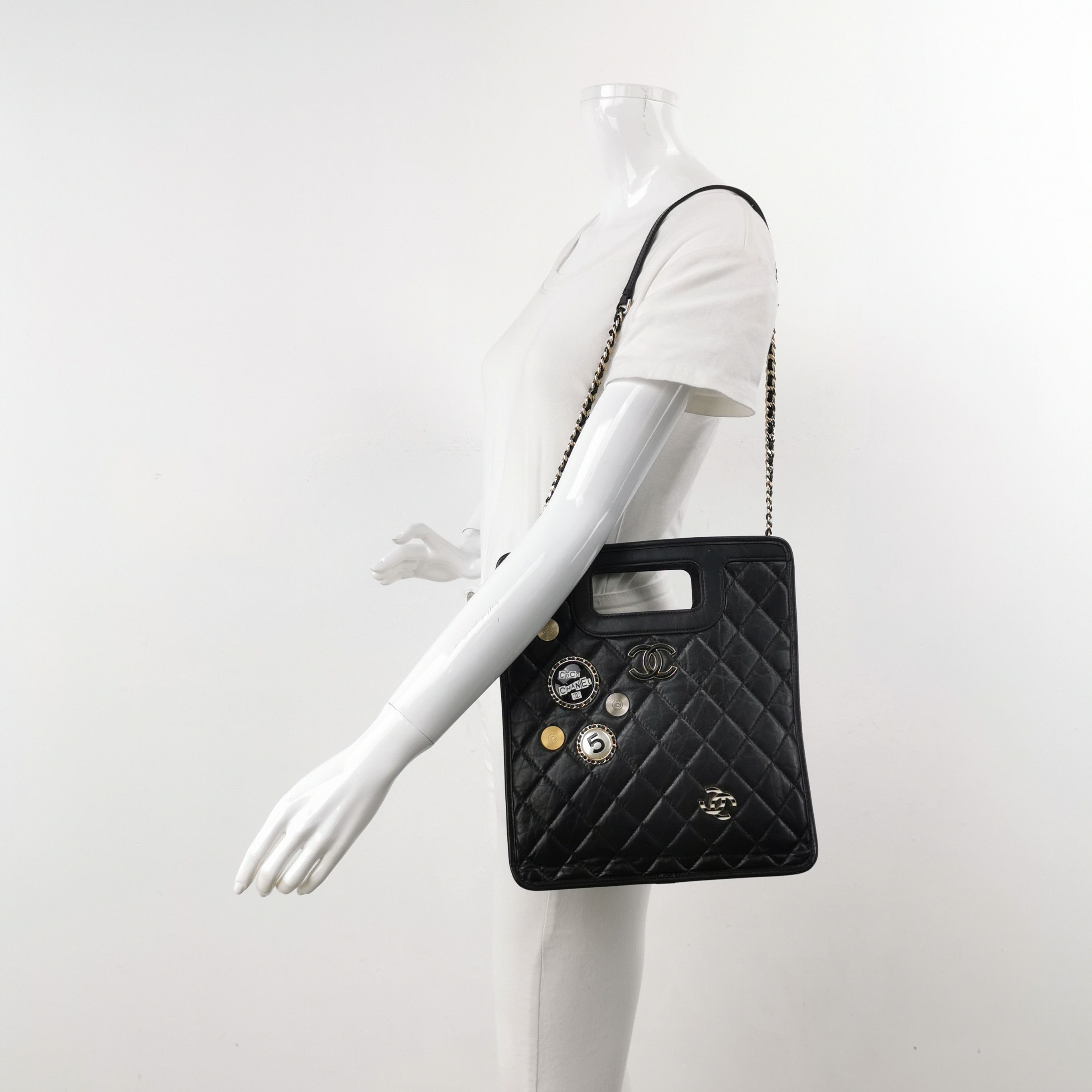 Chanel Chanel Women os Shoulder Bags Size ONE SIZE - 2 Thumbnail