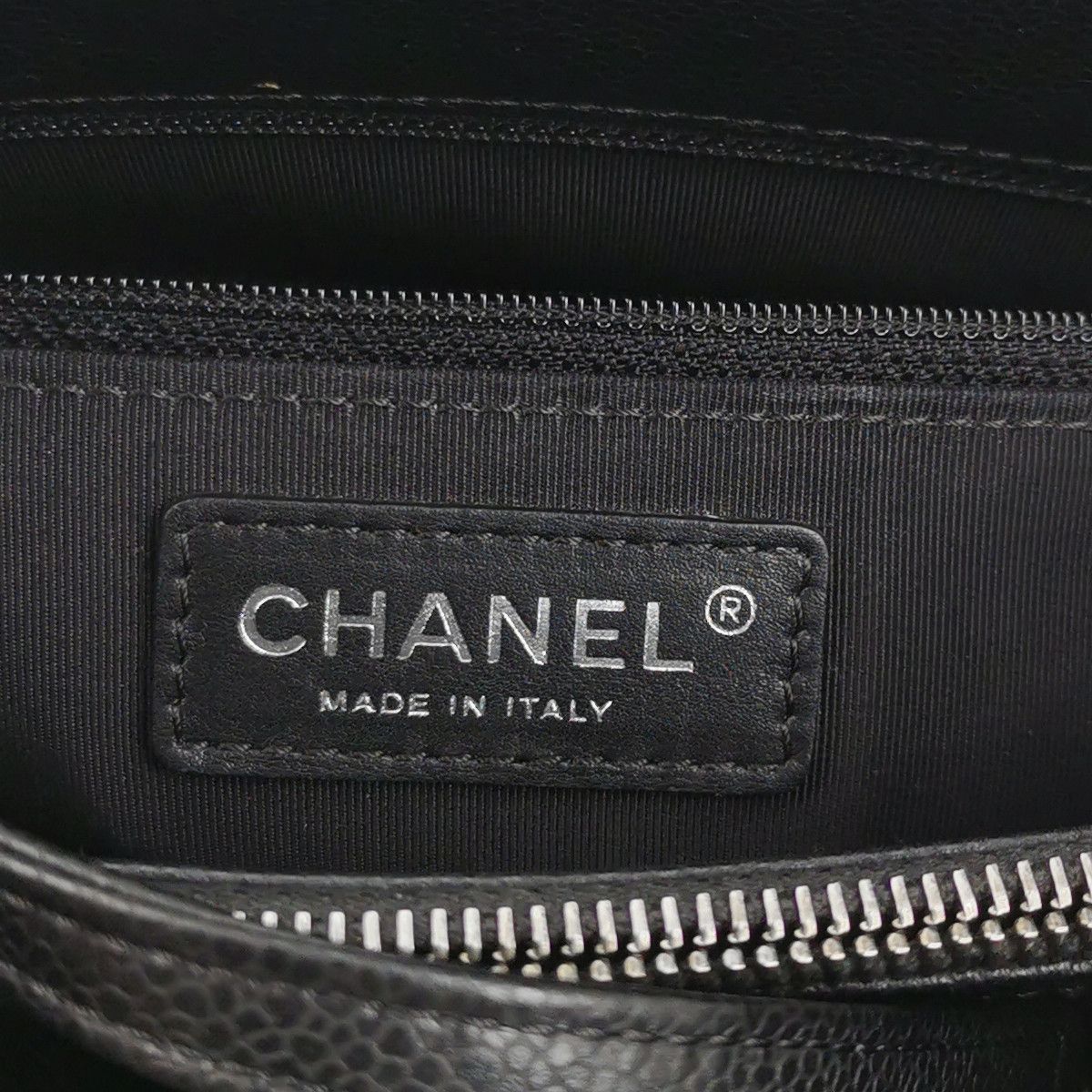 Chanel Chanel Women os Shoulder Bags Size ONE SIZE - 8 Thumbnail