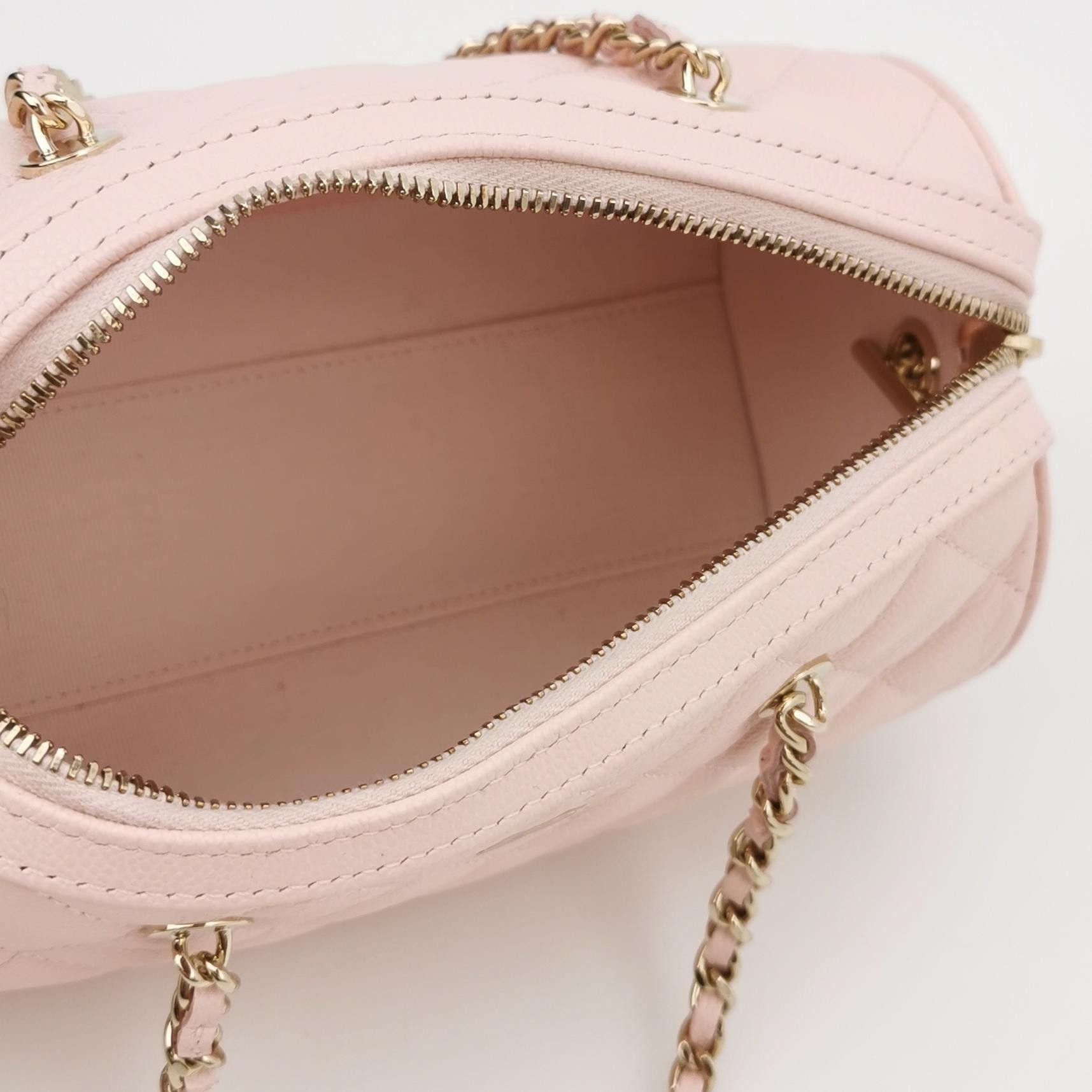 Chanel Chanel Women os Shoulder Bags Size ONE SIZE - 7 Thumbnail