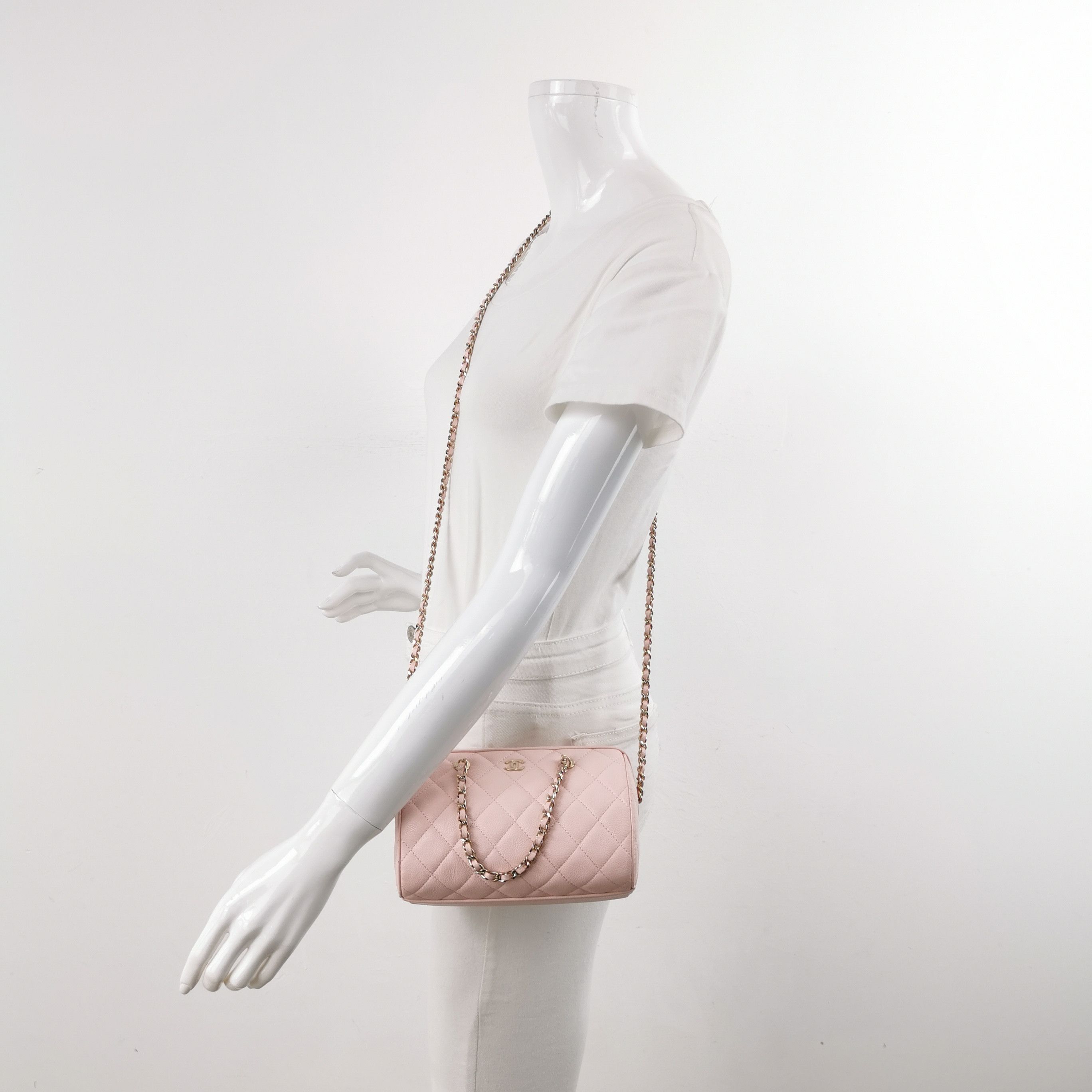 Chanel Chanel Women os Shoulder Bags Size ONE SIZE - 2 Thumbnail