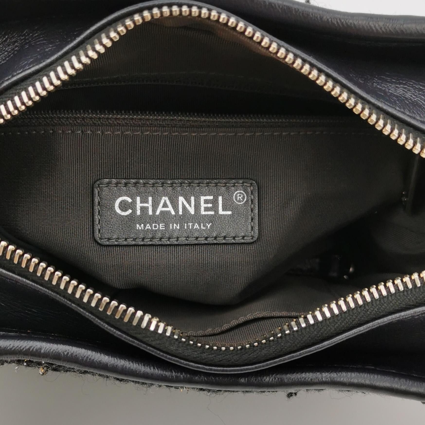 Chanel Chanel Women os Crossbody Bags Size ONE SIZE - 8 Thumbnail