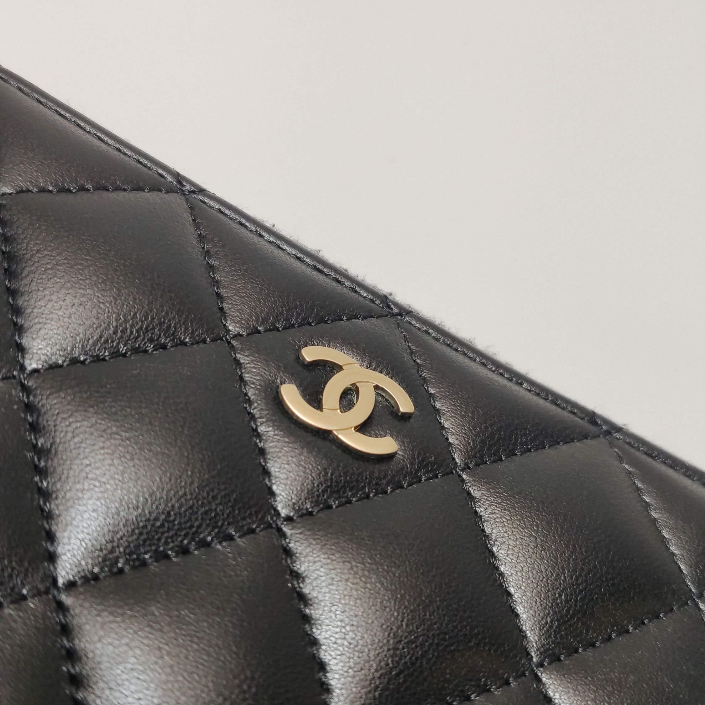 Chanel Chanel Women os Clutches Size ONE SIZE - 12 Thumbnail